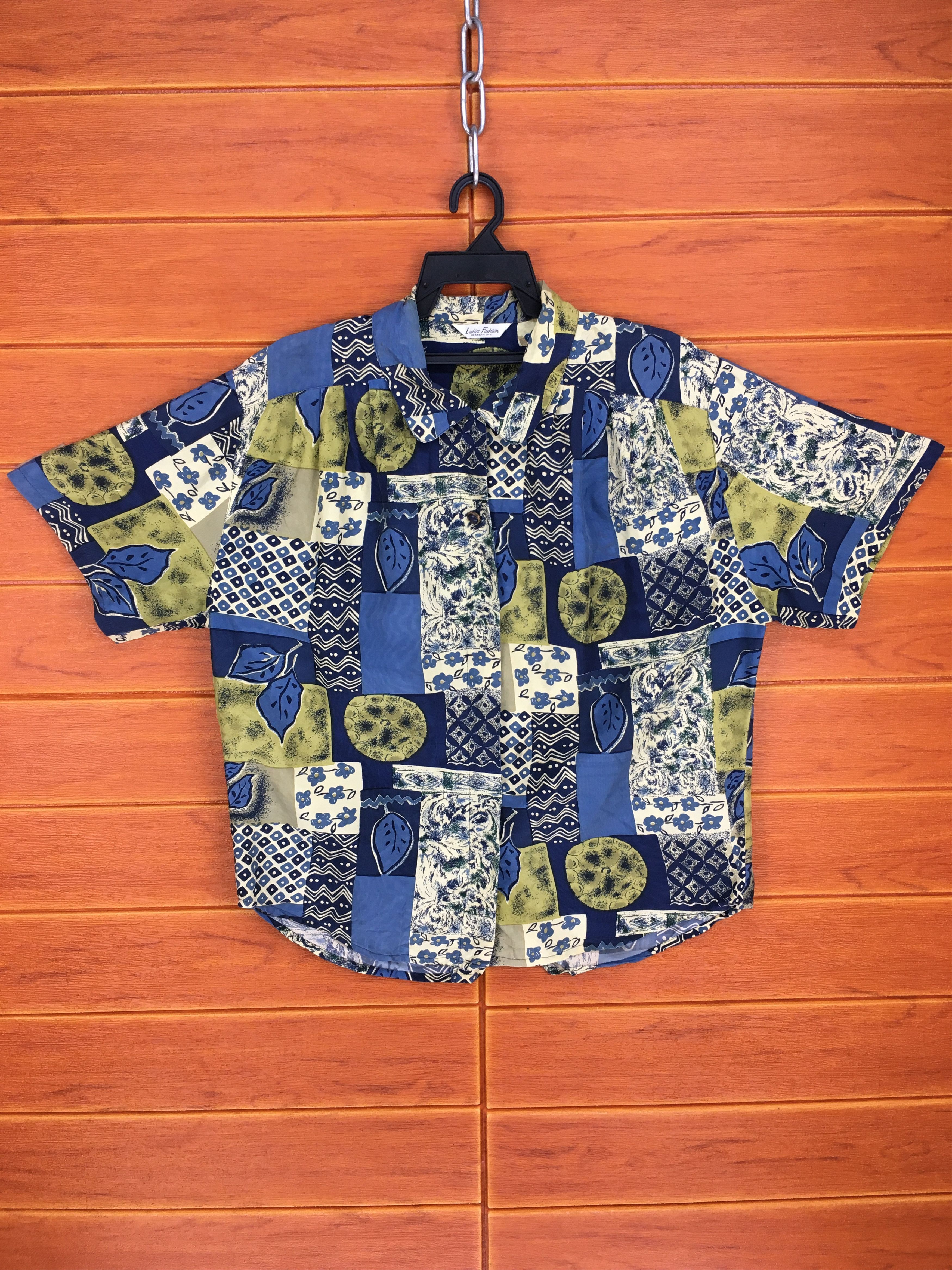 Vintage Vintage Dramatic Life Abstract Psychedelic Women Hawaiian Size L / US 10 / IT 46 - 1 Thumbnail