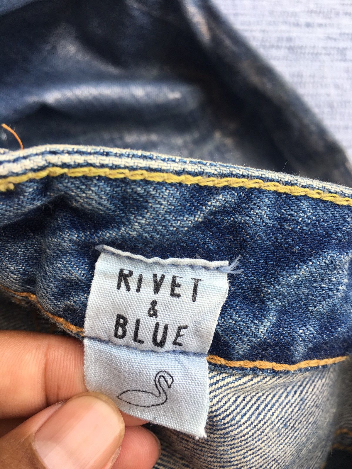 Japanese Brand rivet & blue distress jeans Size 26" / US 2 / IT 38 - 12 Thumbnail