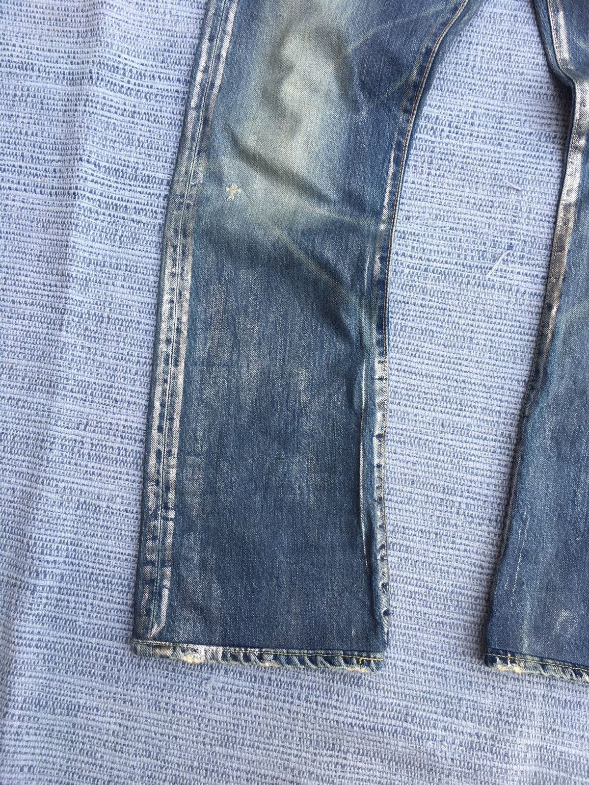 Japanese Brand rivet & blue distress jeans Size 26" / US 2 / IT 38 - 6 Thumbnail