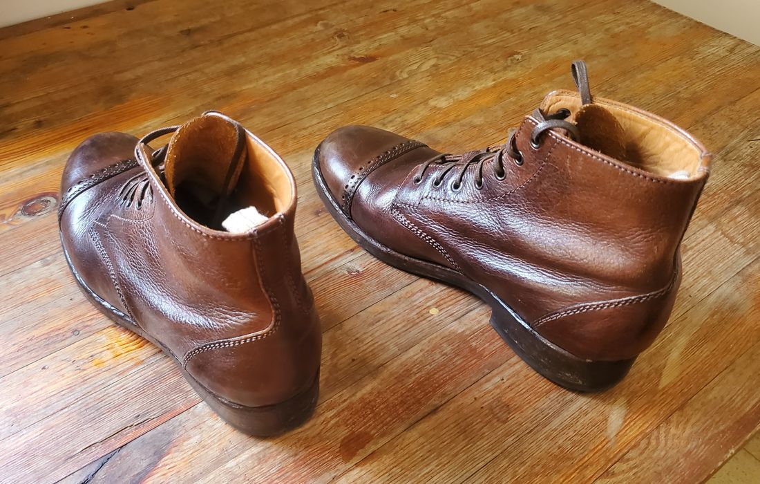Officine Creative Handcrafted Vintage Cap toe burgundy boots US 9 lug