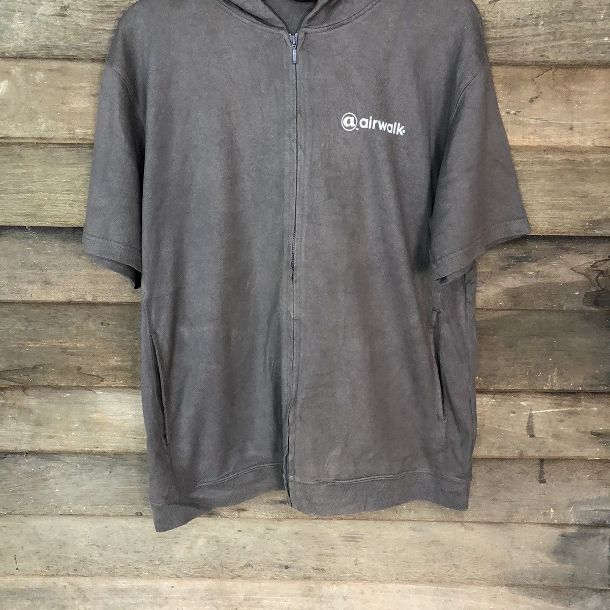 Airwalk Air Walk faded Hoddie vintage sweater short sleeve #3896 Size US L / EU 52-54 / 3 - 5 Thumbnail