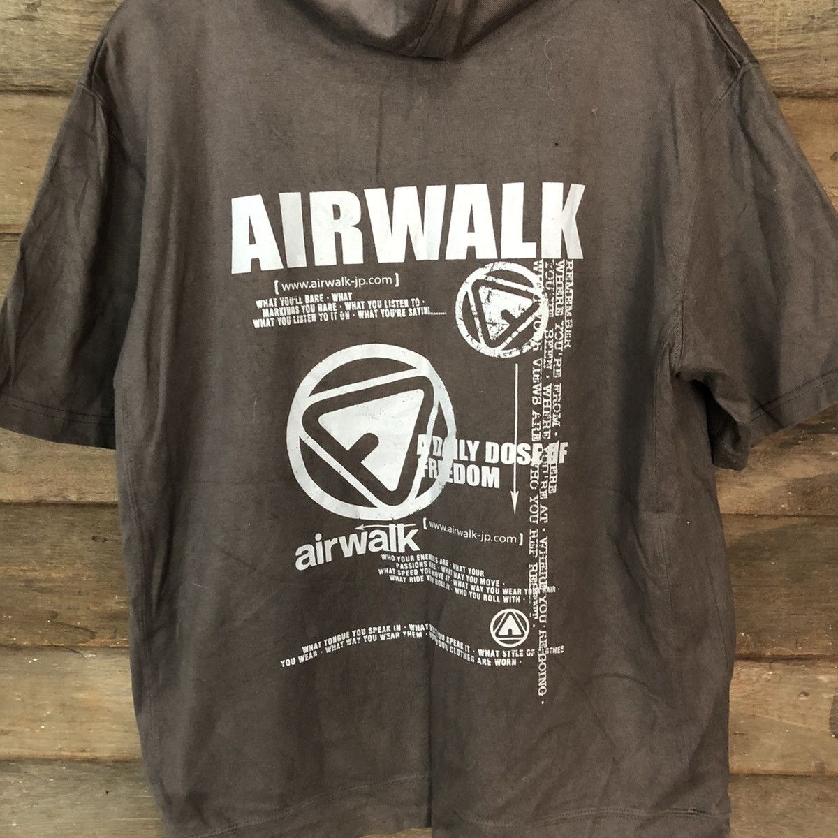 Airwalk Air Walk faded Hoddie vintage sweater short sleeve #3896 Size US L / EU 52-54 / 3 - 2 Thumbnail