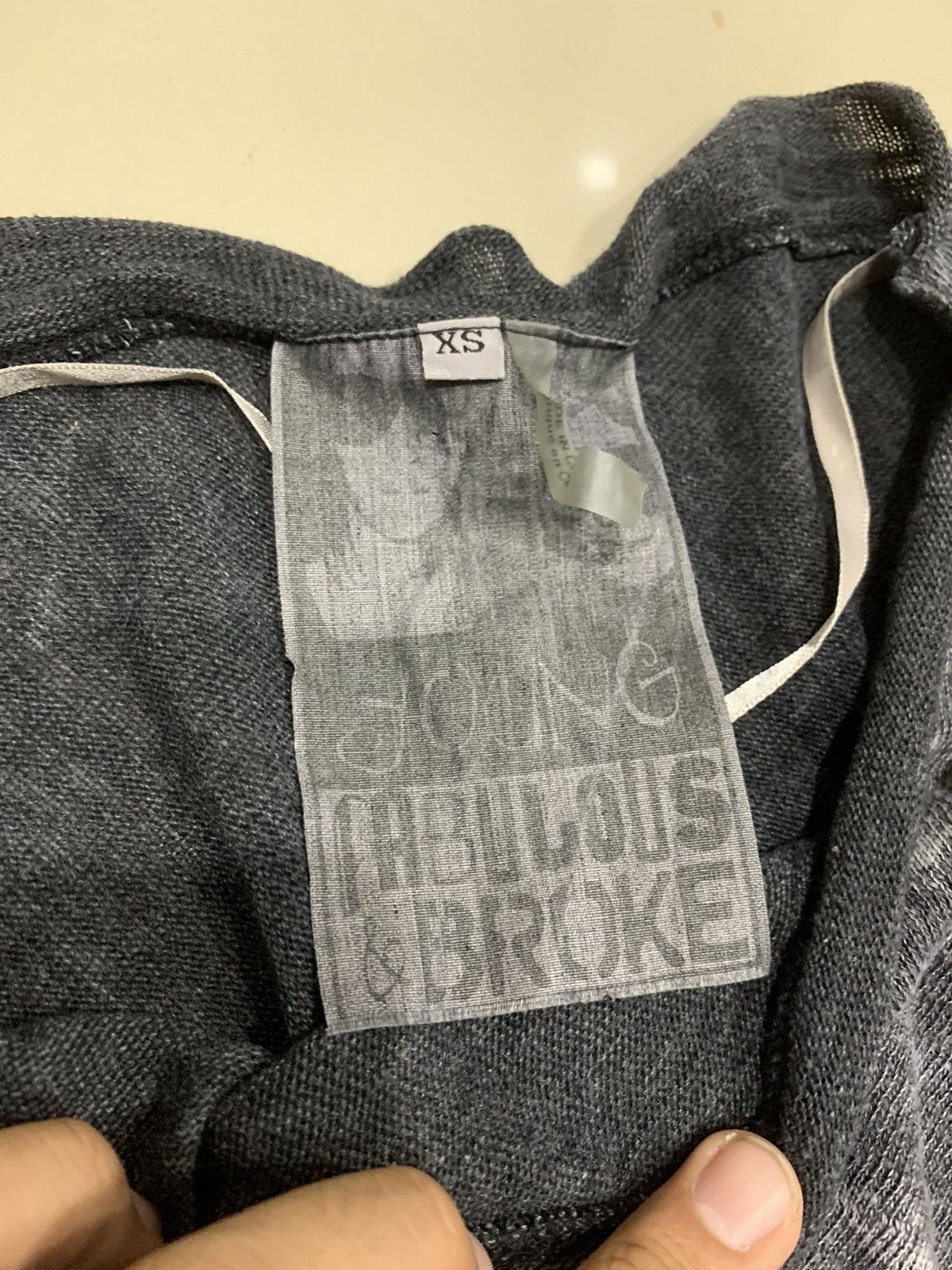 Japanese Brand YOUNG RECKLESS & BROKE ASSYMETRICAL KNITTED SHIRT Size US XS / EU 42 / 0 - 4 Thumbnail