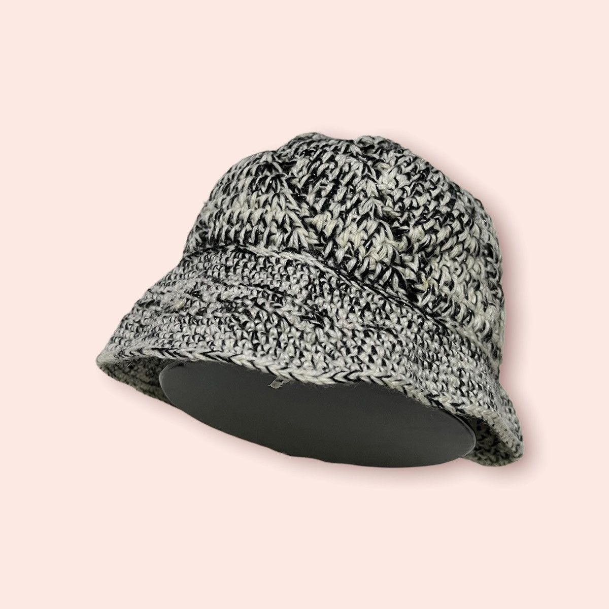 Handmade × Vintage VINTAGE HAND MADE KNITTED BUCKET HAT Size ONE SIZE - 1 Thumbnail