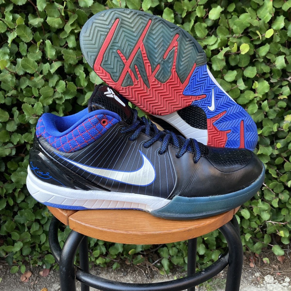 Nike 2009 Nike Zoom Kobe Bryant 4 Varsity Royal Spiderman Philly | Grailed