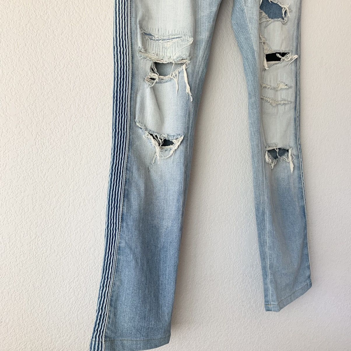 Balmain Balmain distressed patched jeans size 32 Size US 32 / EU 48 - 11 Thumbnail
