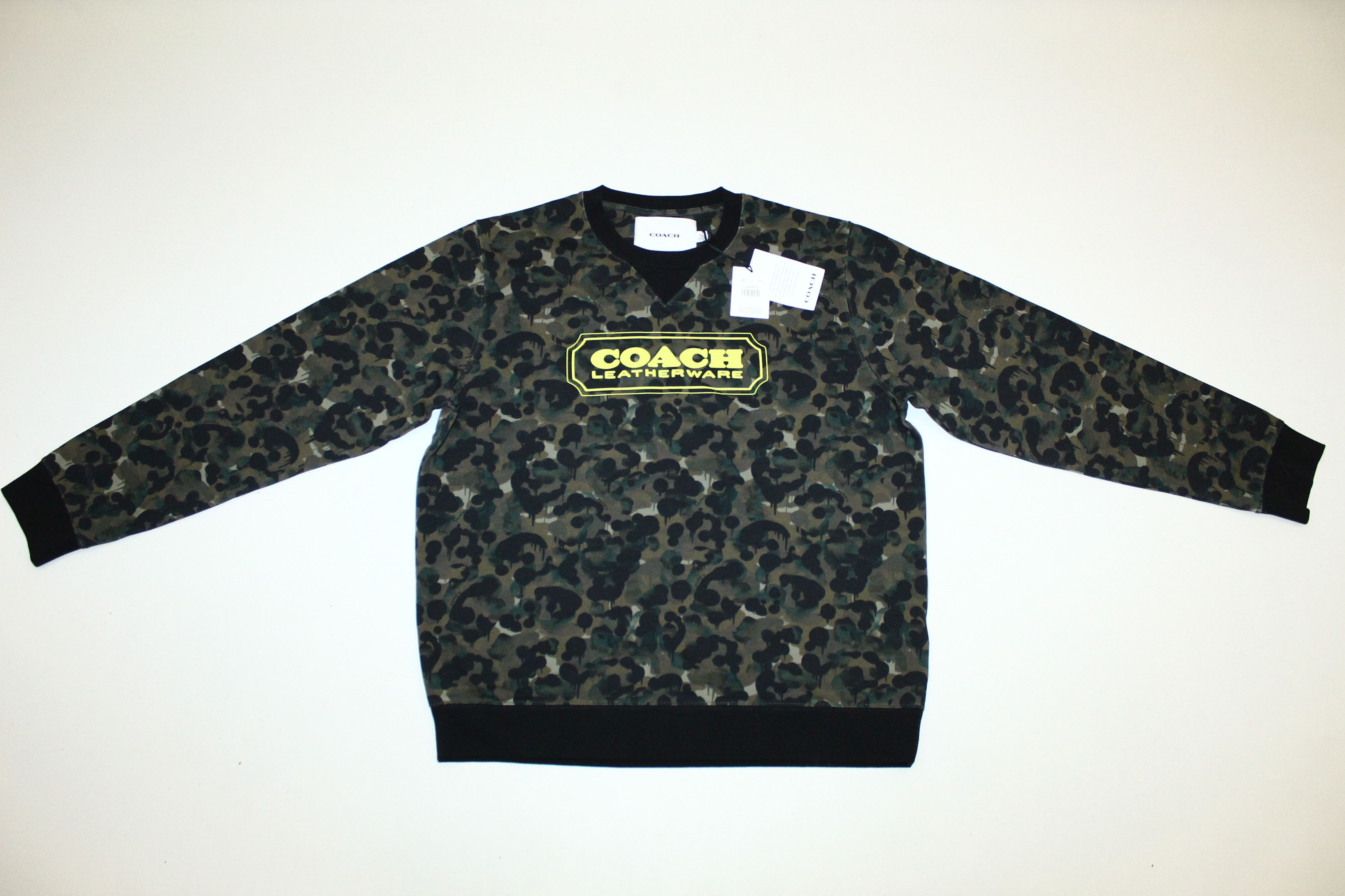 Coach 🔥 Coach Big Logo Camo Print Crewneck Sweatshirt Size US XL / EU 56 / 4 - 2 Thumbnail