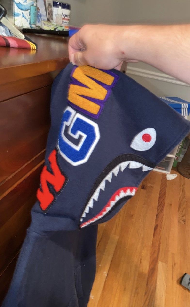 Bape Bape shark pullover navy Size US M / EU 48-50 / 2 - 3 Thumbnail