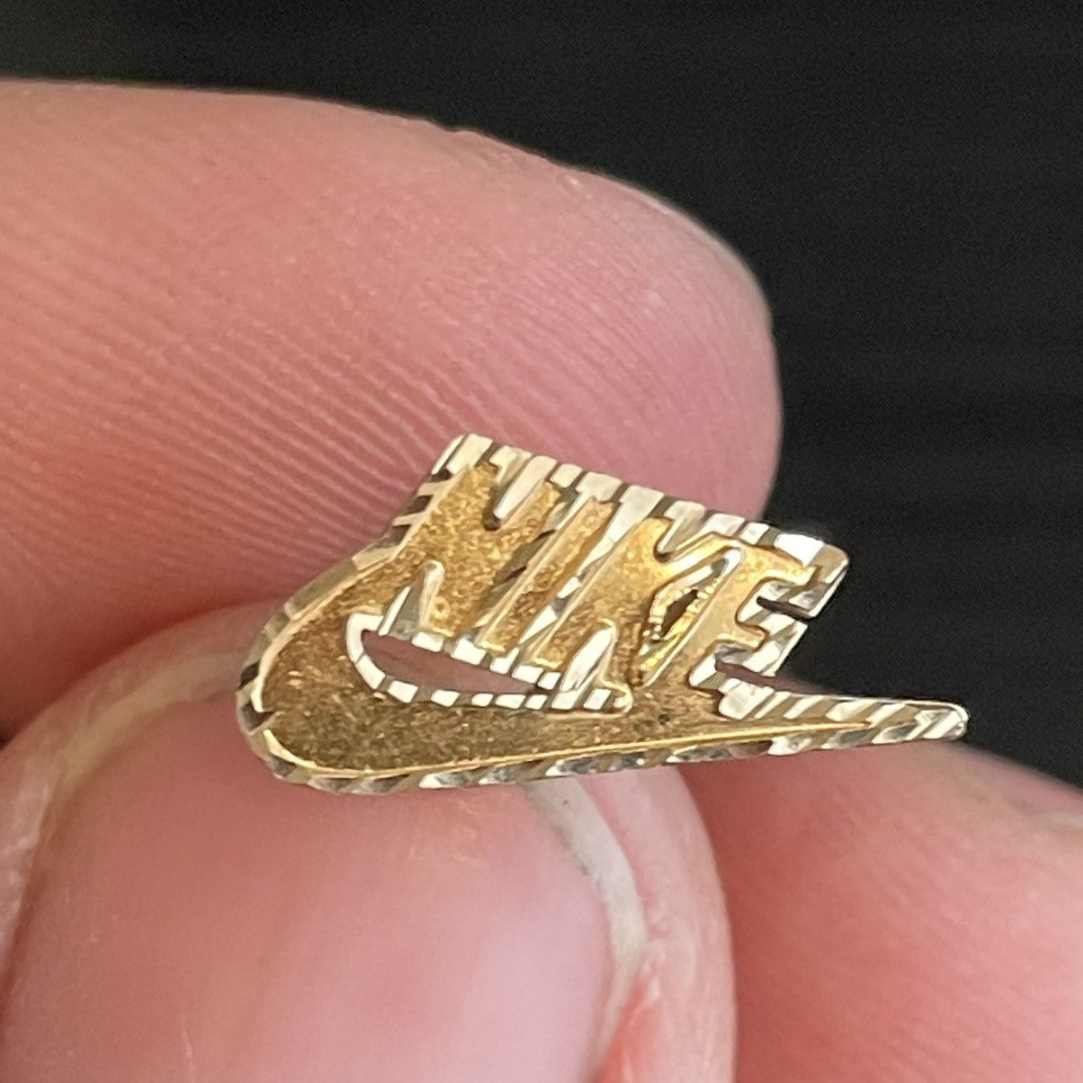 Supreme nike 14k gold earring outlet gold