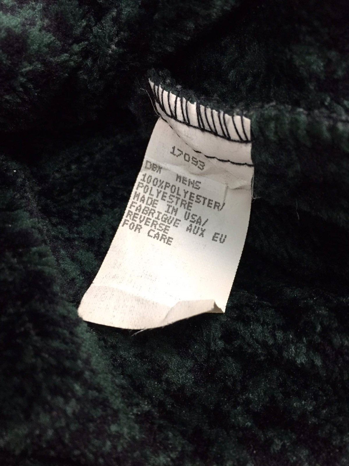 Vintage Vintage Woolrich Plaid Fleece Jacket Size US L / EU 52-54 / 3 - 8 Thumbnail