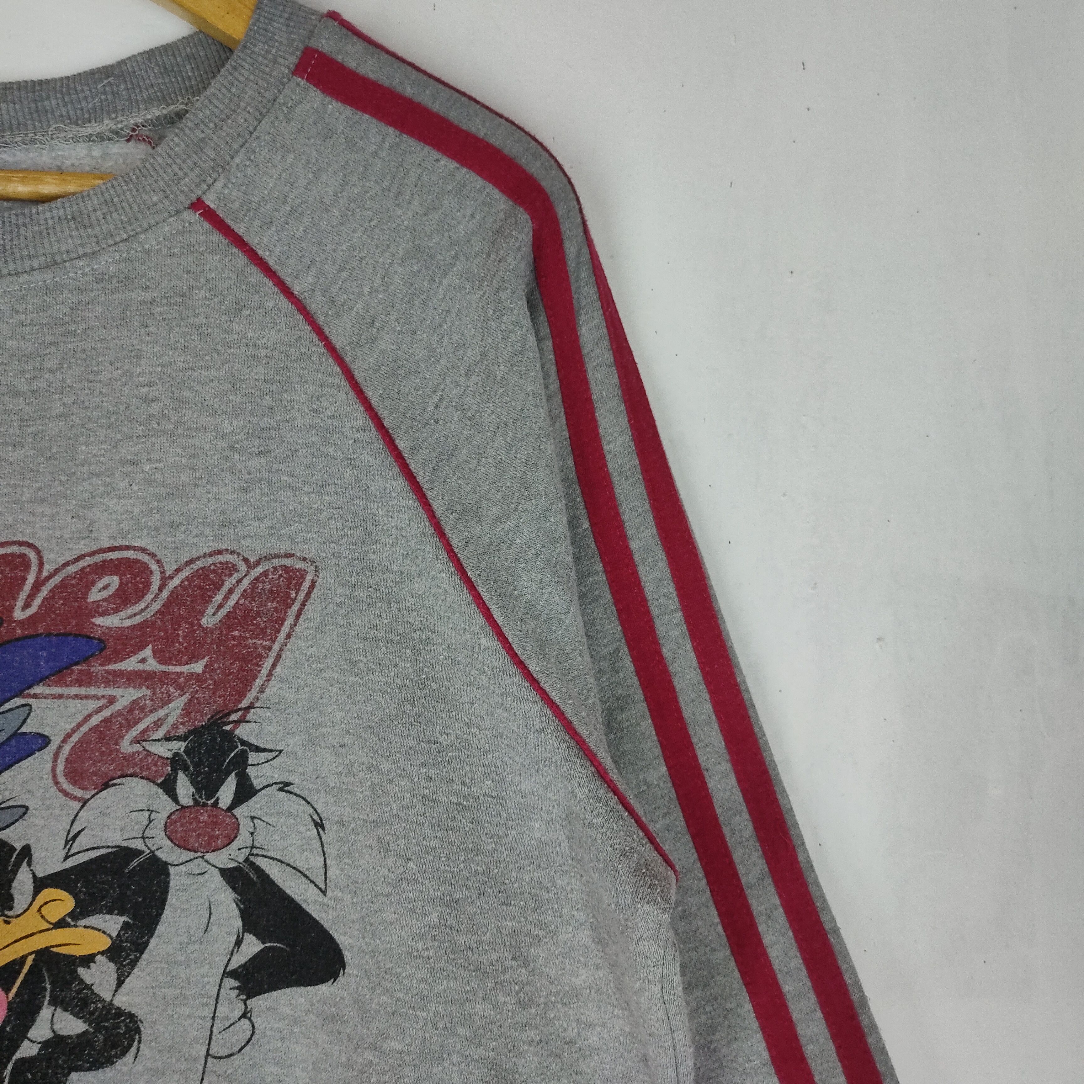 Cartoon Network LOONEY TUNES Family Big Logo Warner Bros Sweatshirt Size US M / EU 48-50 / 2 - 4 Thumbnail