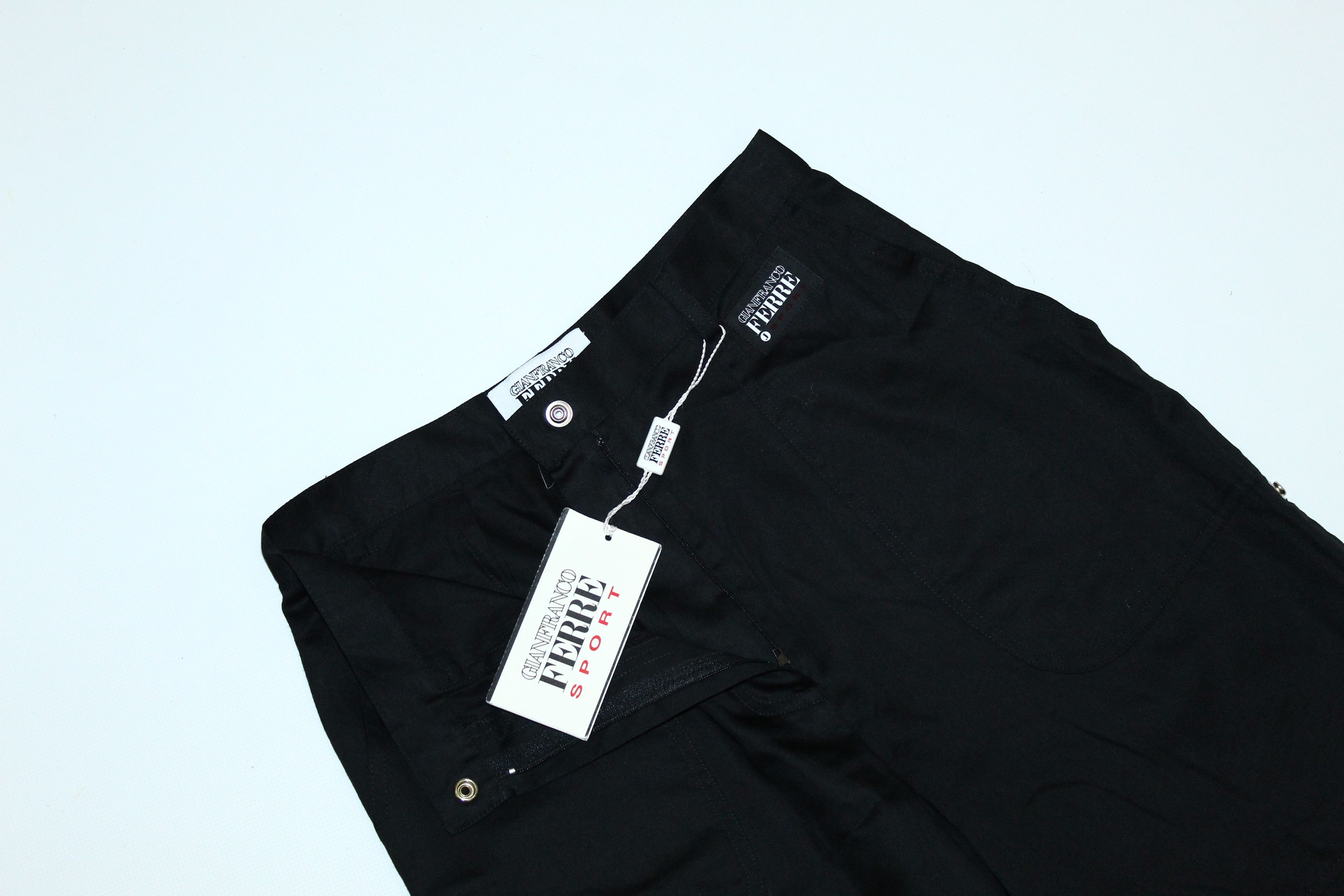 Gianfranco Ferre Gianfranco Ferre Studio Poplin Cotton Bermuda Shorts Size US 28 / EU 44 - 5 Thumbnail