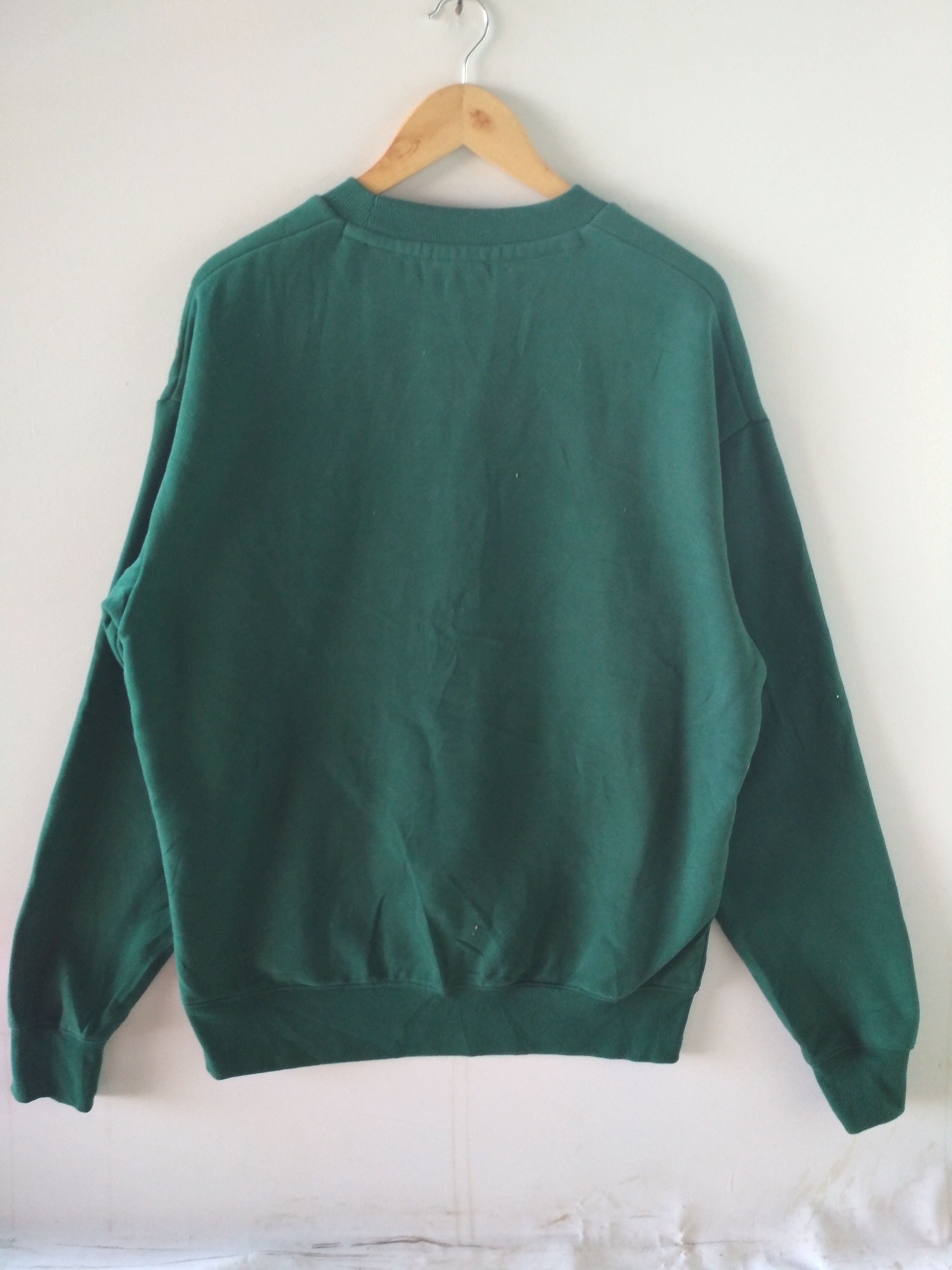 Who A.U. CALIFORNIA WHO A.U BIG EMBROIDERED SPELL OUT SWEATSHIRT Size US XL / EU 56 / 4 - 4 Thumbnail