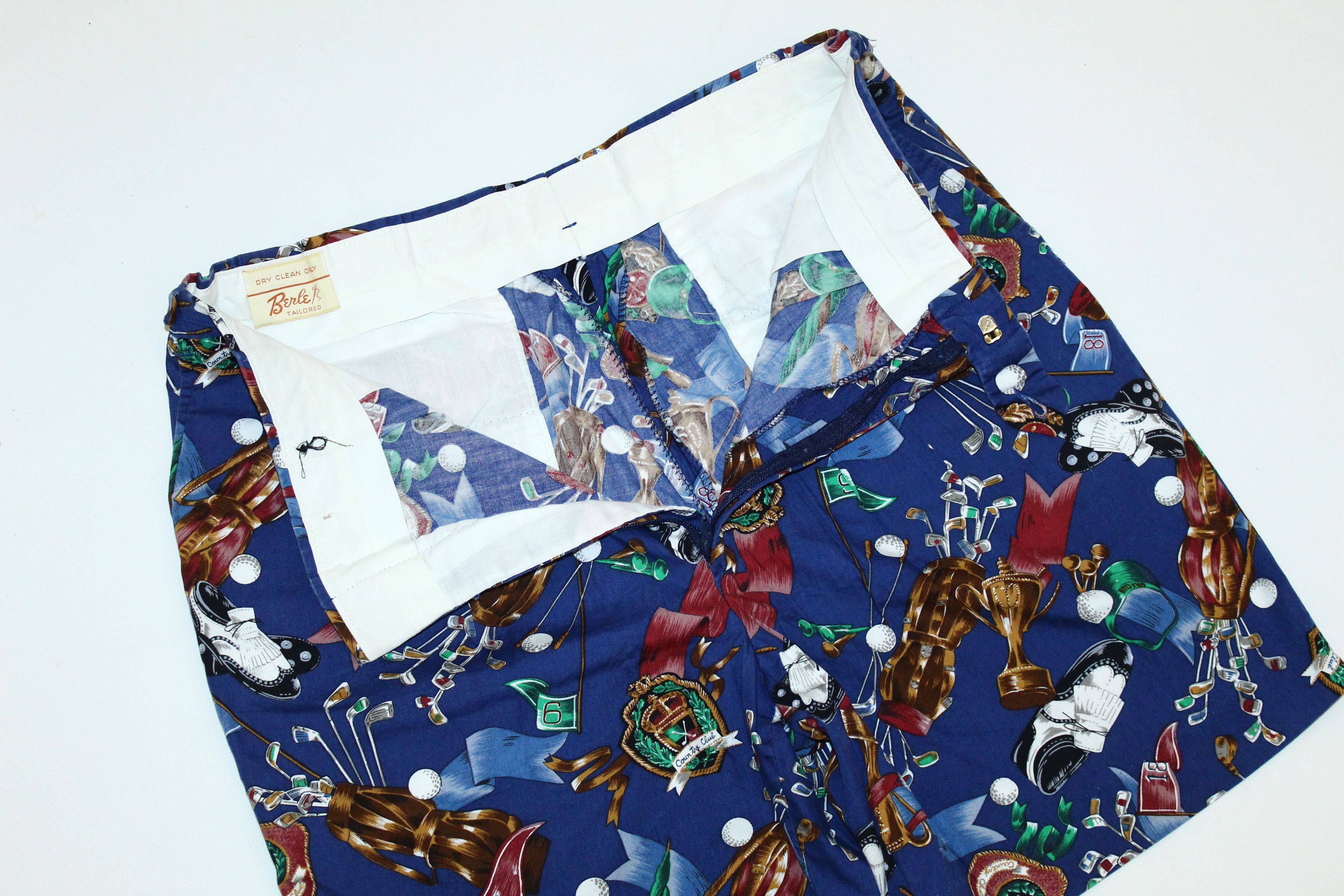 Berle RARE💥 Berle Golf Cup Graphic Printed Bermuda Shorts Size US 31 - 3 Thumbnail