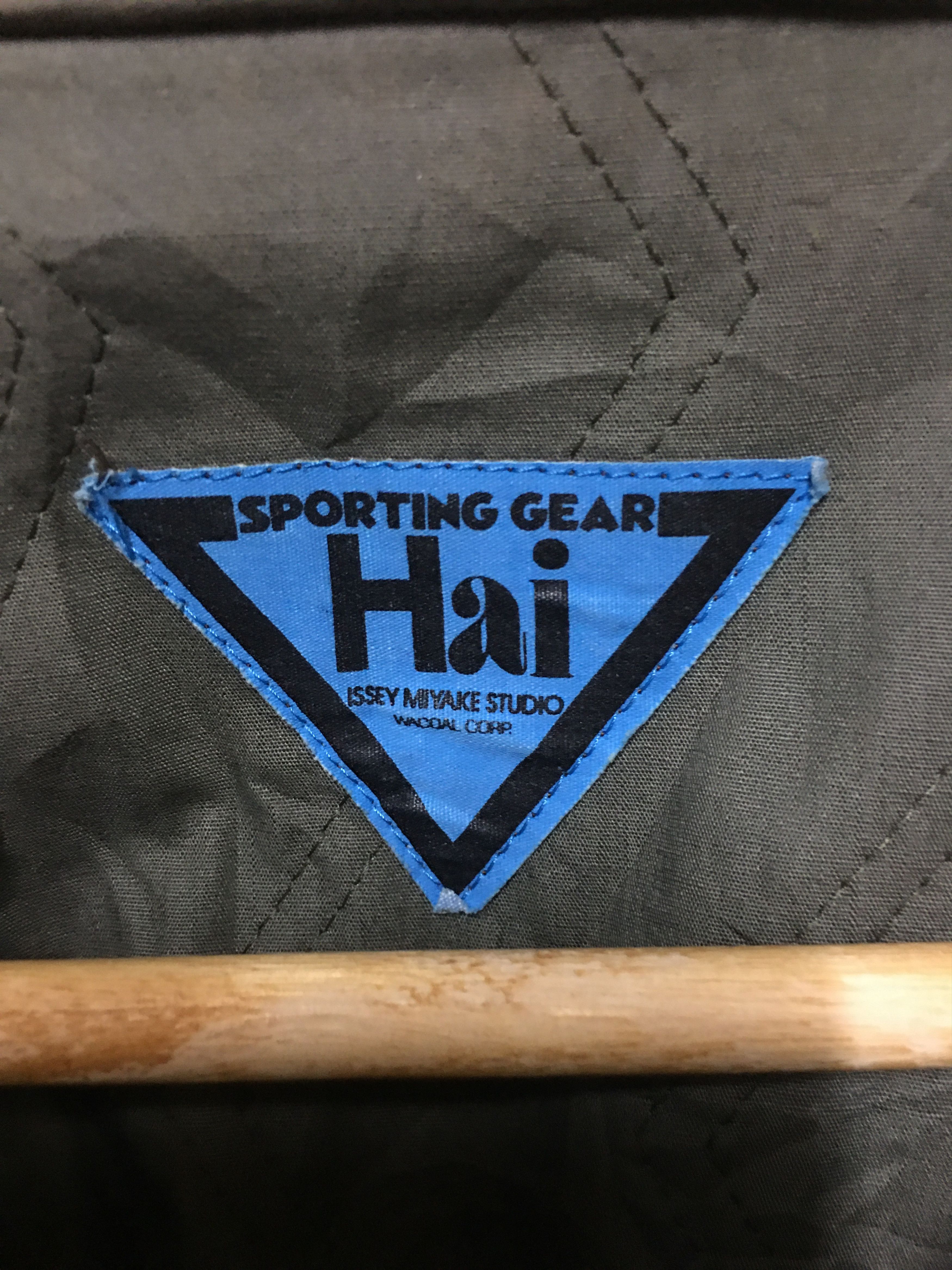 Hai Sporting Gear × Issey Miyake × Vintage Vintage Hai Sporting Gear Jacket by Issey Miyake Studio Size US M / EU 48-50 / 2 - 6 Thumbnail