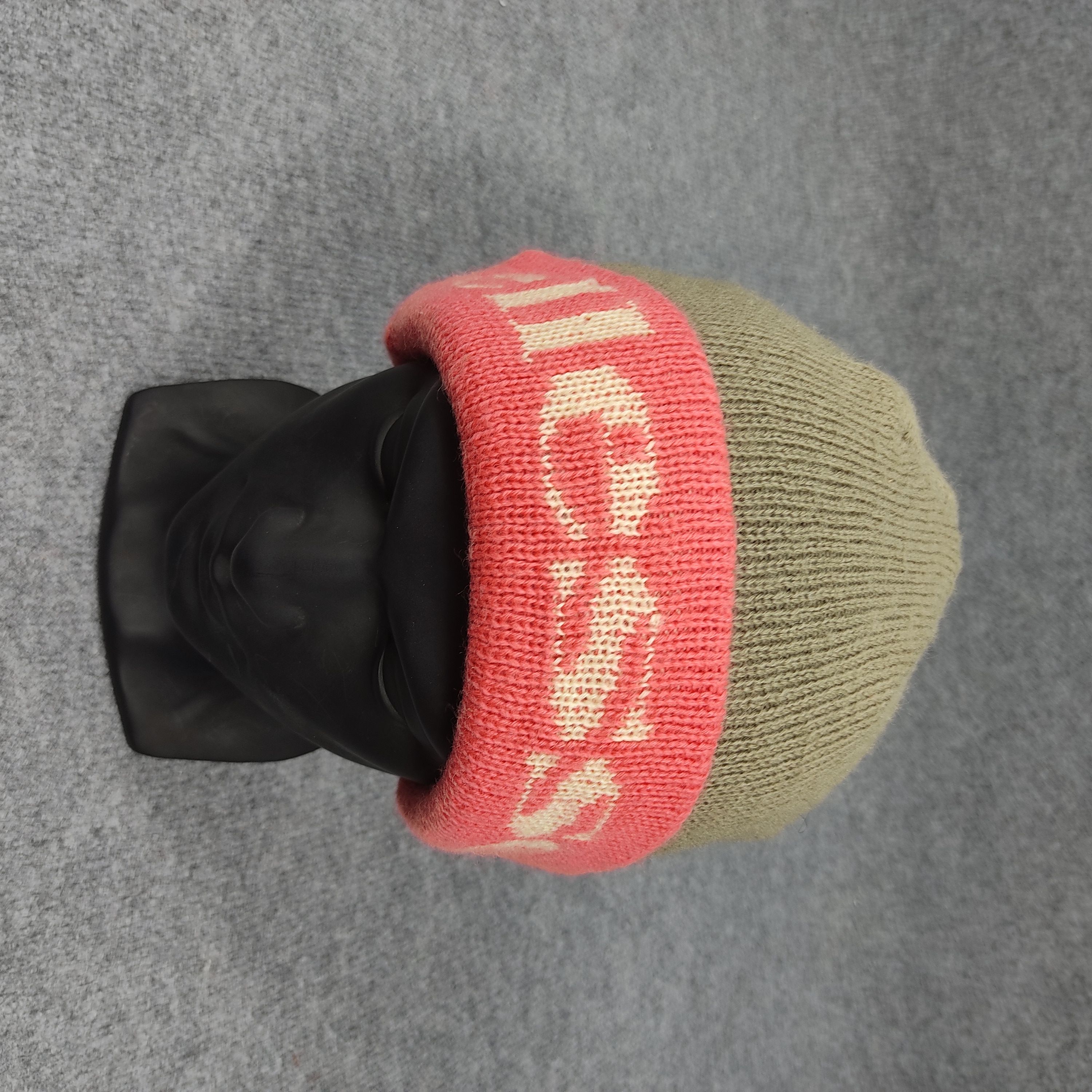 Ellesse × Vintage Vintage Ellesse Beanie Hat B918 Size ONE SIZE - 1 Thumbnail