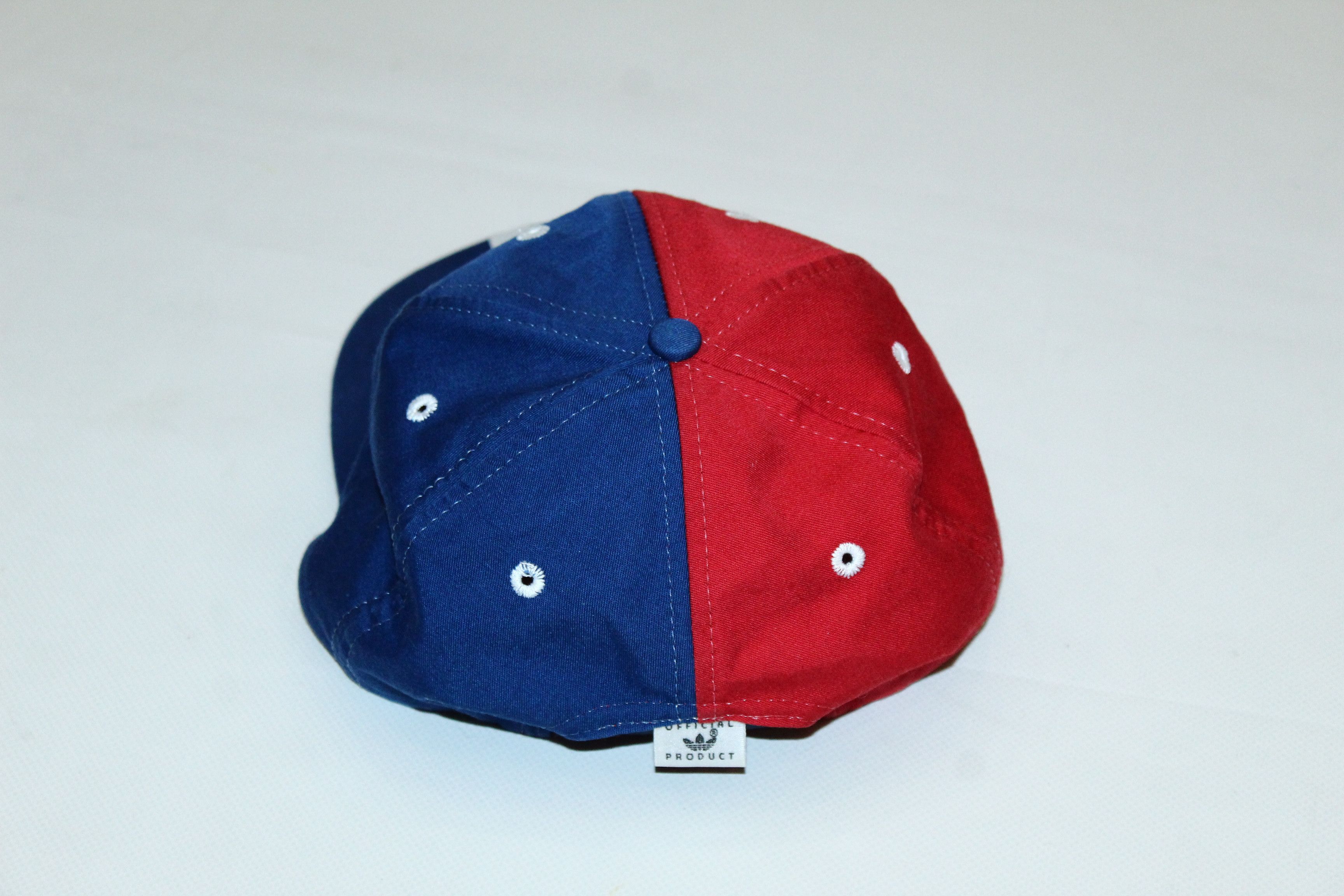 Adidas 🔥VTG🔥 Adidas F.C. Bayern Munchen Logo Embroidery Cap Size ONE SIZE - 3 Thumbnail