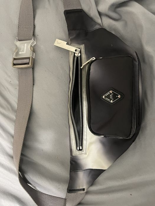 A Cold Wall A Cold Wall Crossbody bag Grailed