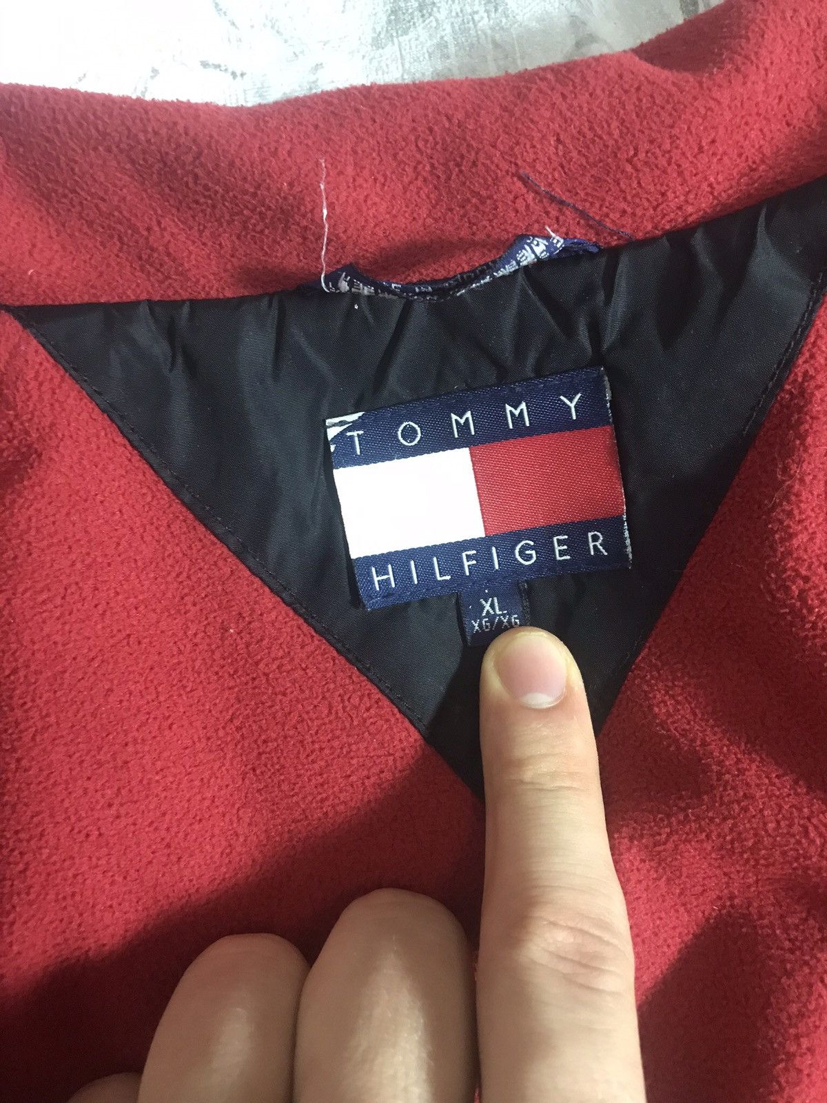 Tommy Hilfiger Vintage Tommy Hilfiger winter jacket Size US XL / EU 56 / 4 - 4 Thumbnail