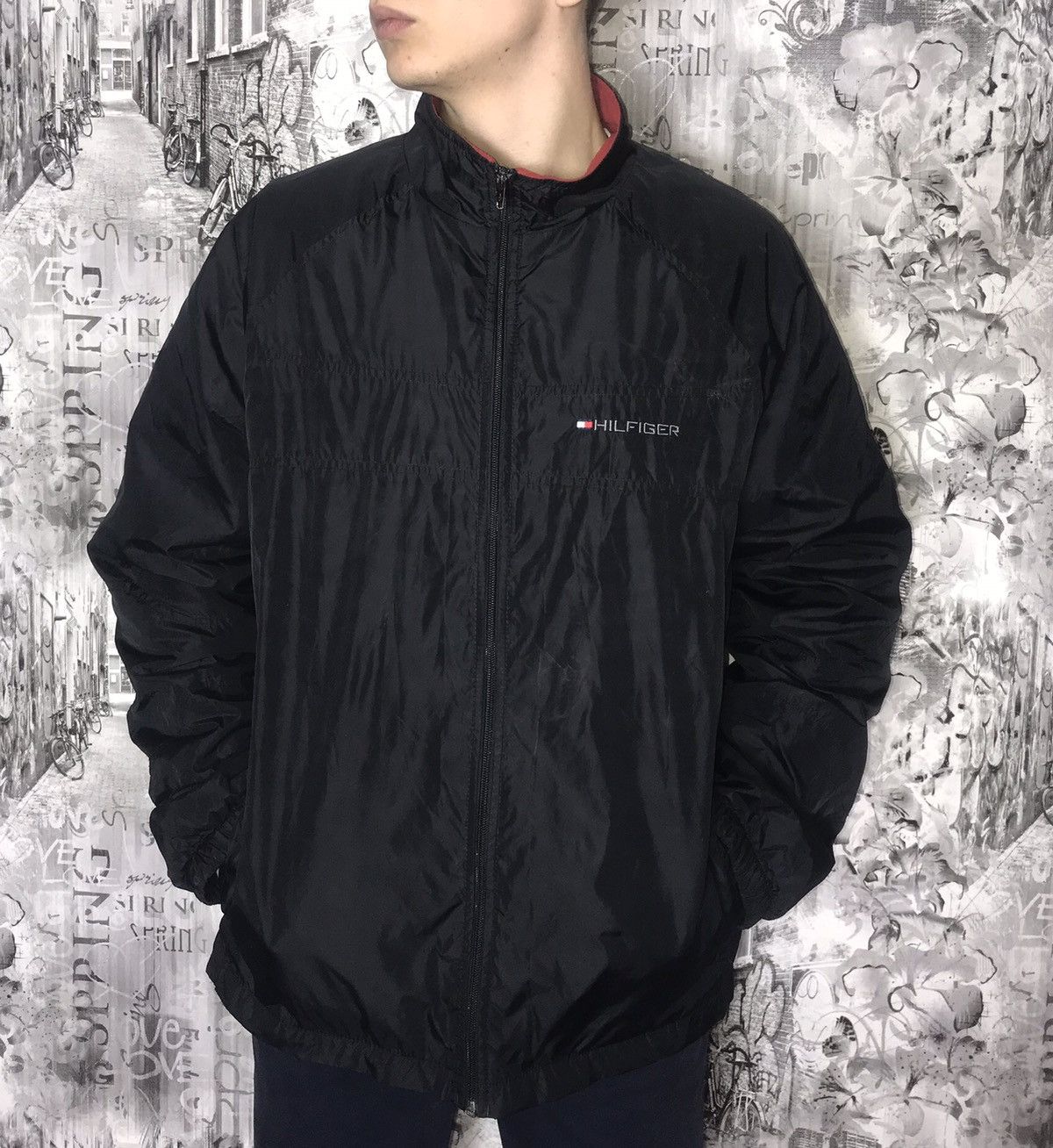 Tommy Hilfiger Vintage Tommy Hilfiger winter jacket Size US XL / EU 56 / 4 - 1 Thumbnail
