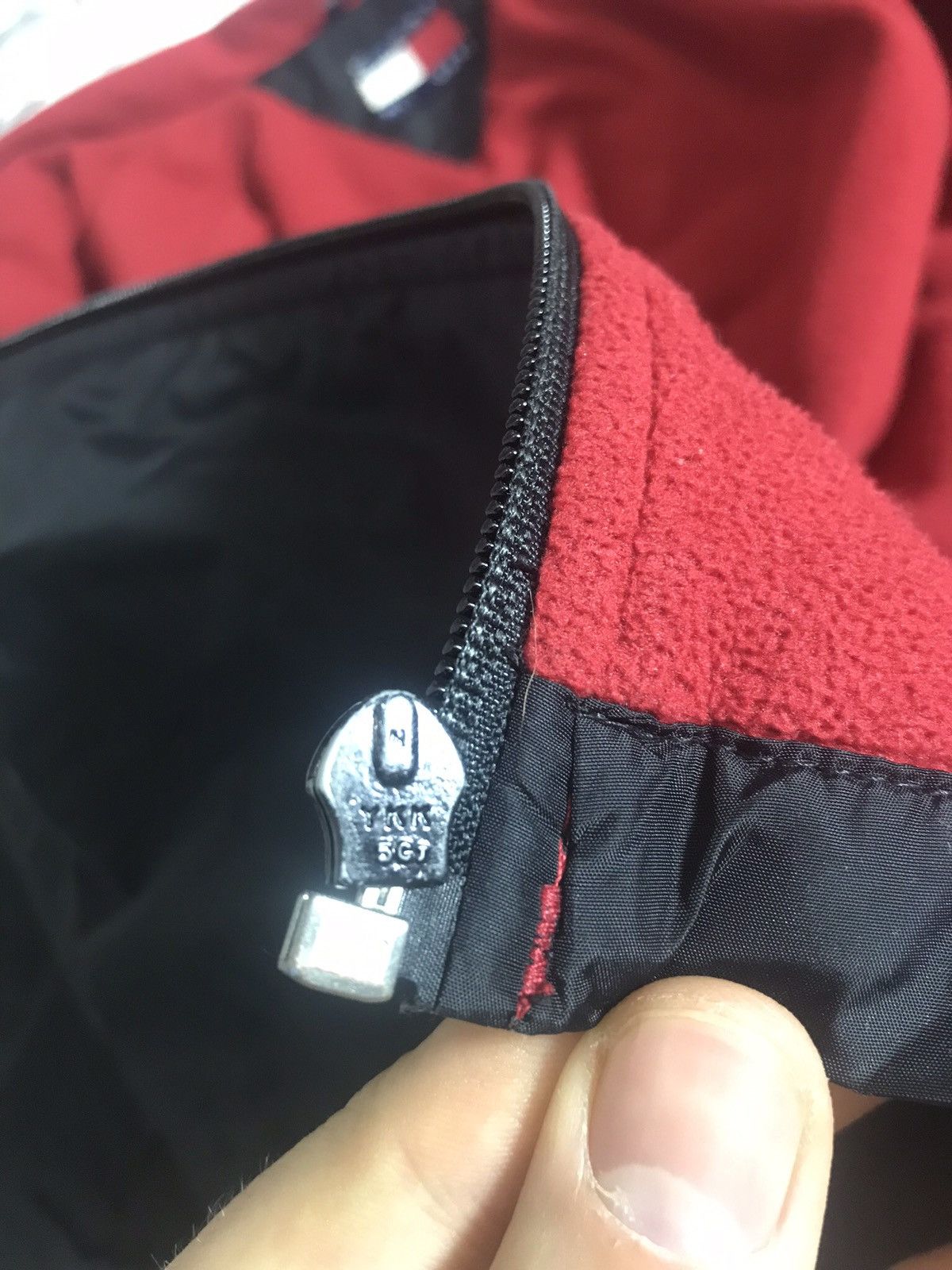Tommy Hilfiger Vintage Tommy Hilfiger winter jacket Size US XL / EU 56 / 4 - 6 Thumbnail