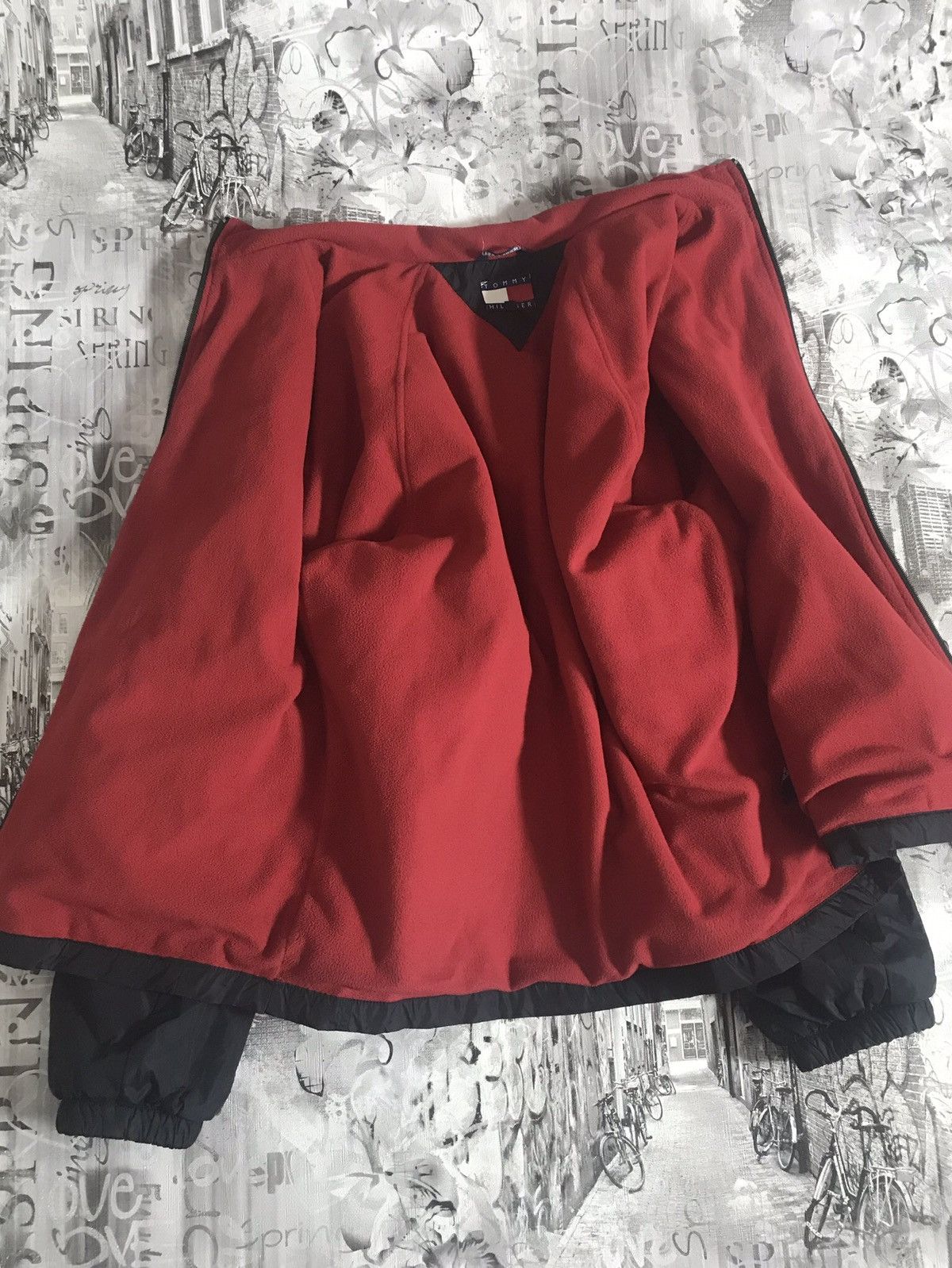 Tommy Hilfiger Vintage Tommy Hilfiger winter jacket Size US XL / EU 56 / 4 - 3 Thumbnail