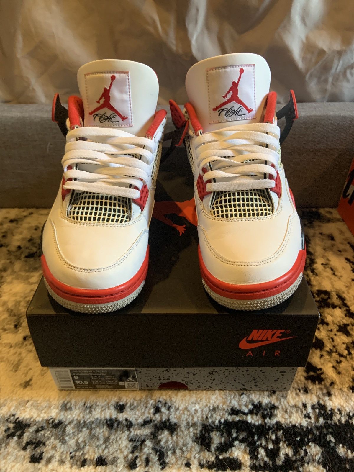 Air Jordan Retro OG fire red 2020