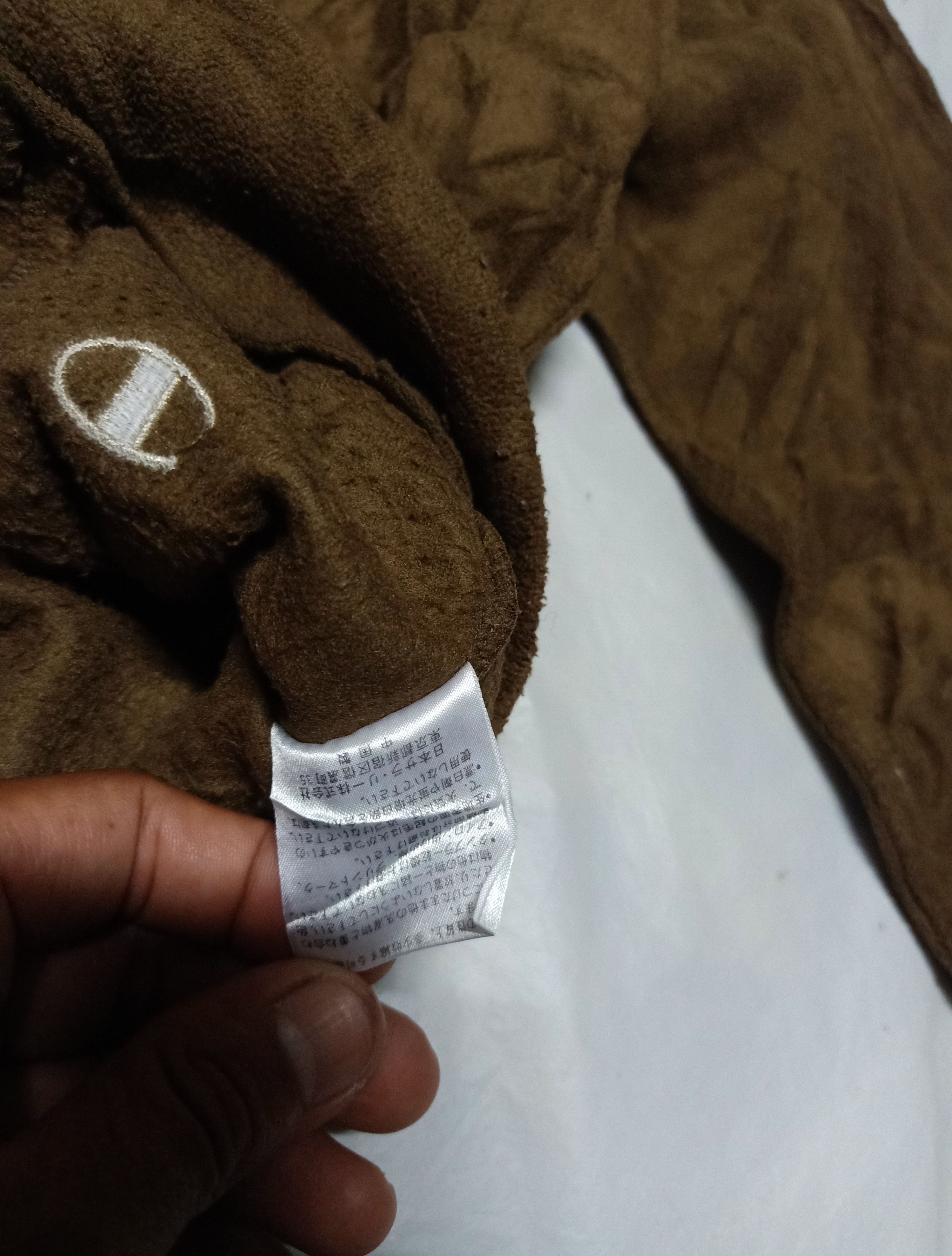 Champion Vintage Champion Yeezy Velvet Hoodie Size L Size US L / EU 52-54 / 3 - 6 Thumbnail