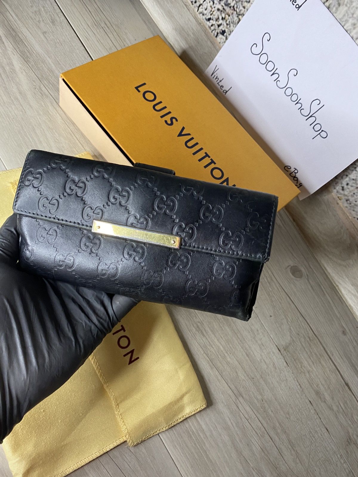 Gucci 🔴 Vintage Gucci Monogram leather wallet Size ONE SIZE - 8 Thumbnail