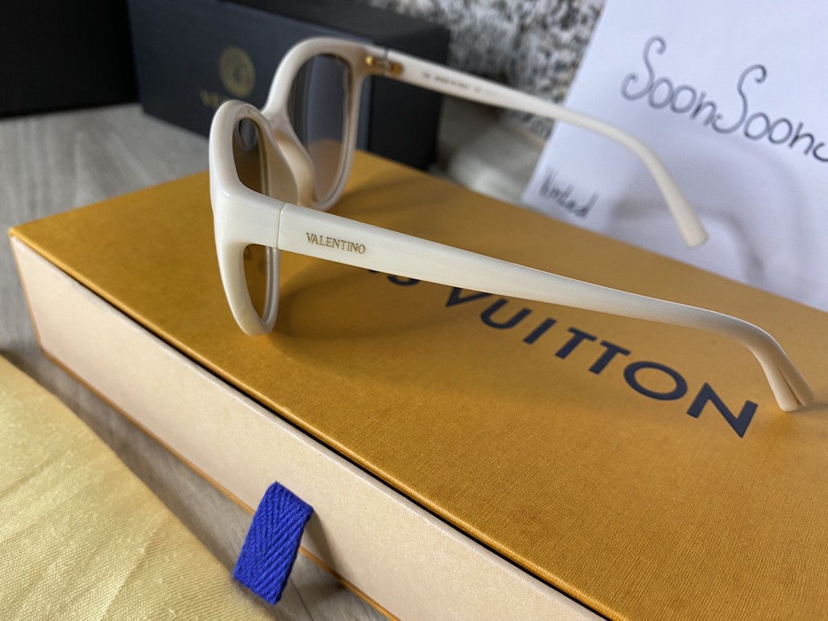 Valentino × Vintage 🔴 Valentino Sunglasses vintage glasses Size ONE SIZE - 4 Thumbnail
