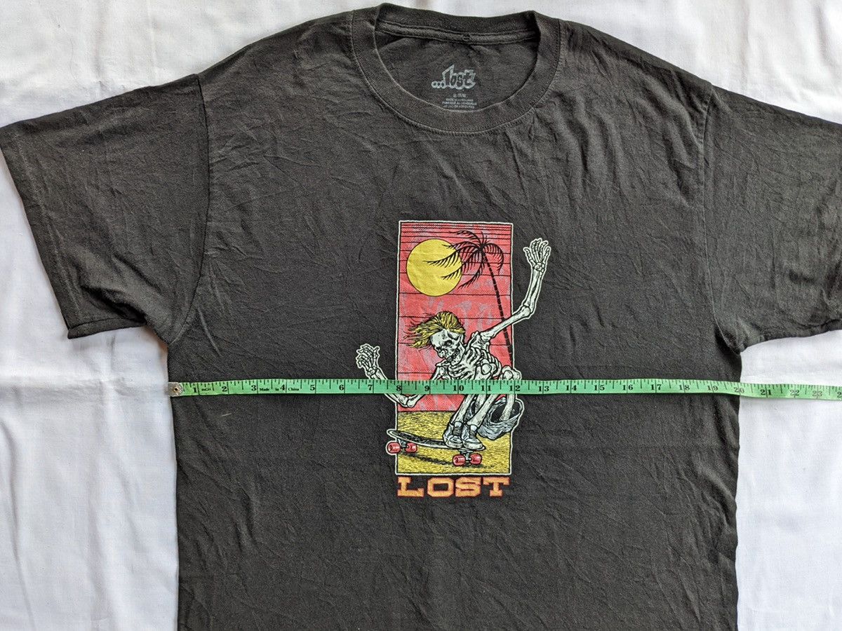 Vintage Lost Skateboard skull skaters