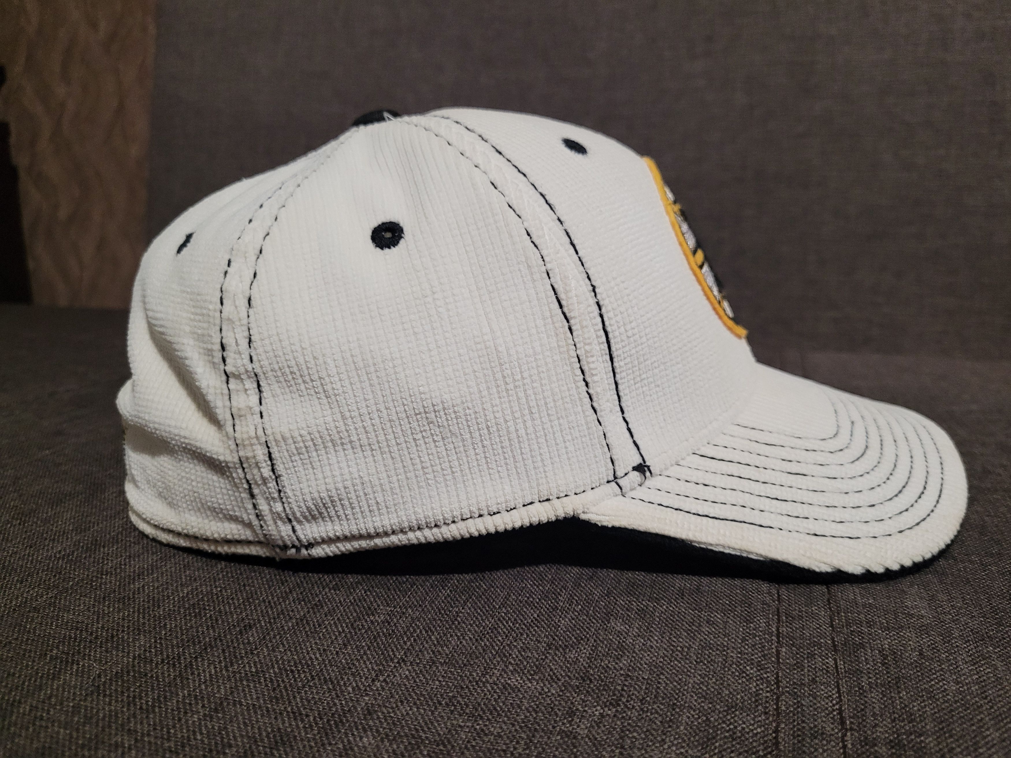 NHL Vintage Reebok cap NHL Boston Bruins Size ONE SIZE - 3 Thumbnail