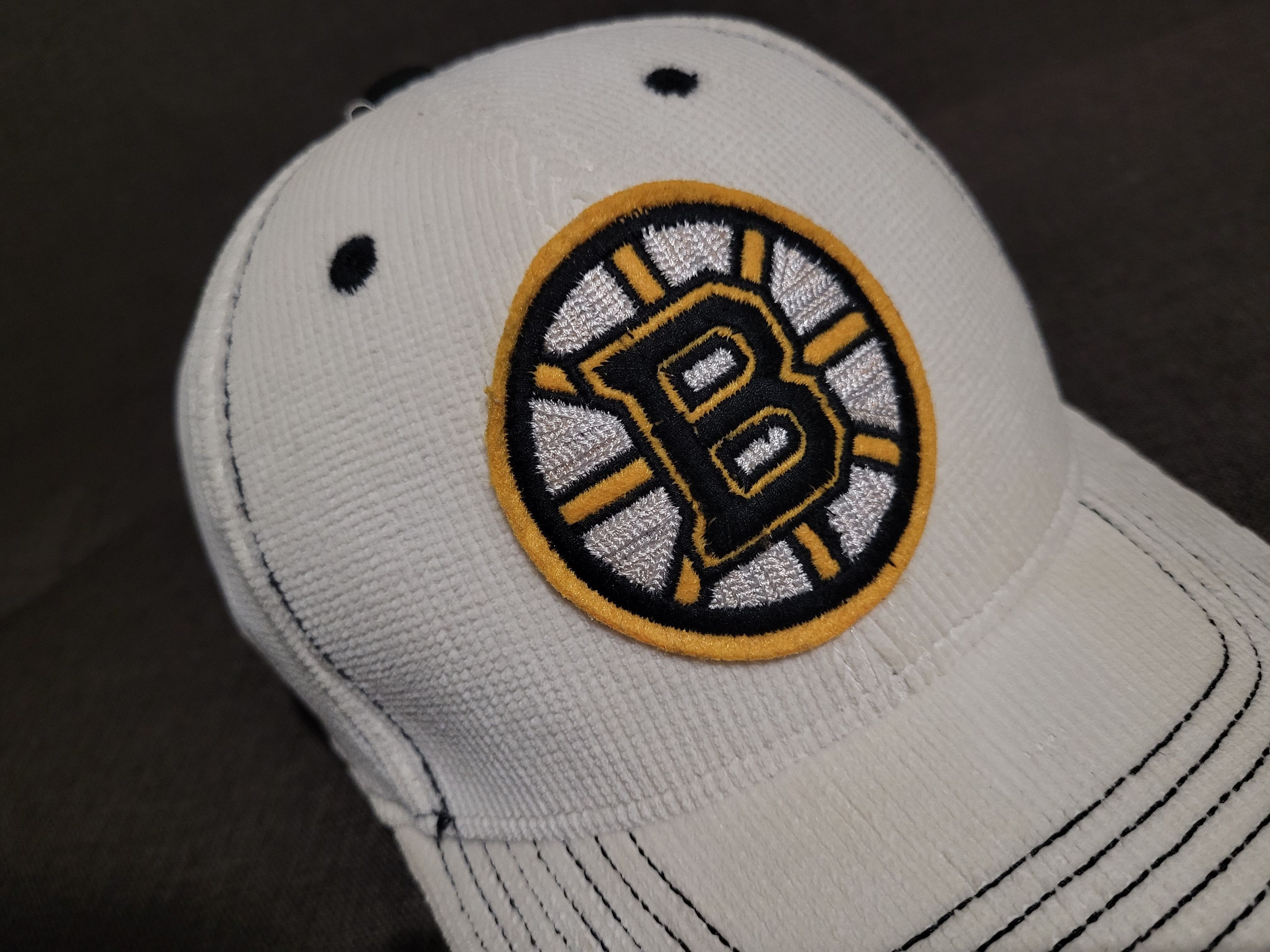 NHL Vintage Reebok cap NHL Boston Bruins Size ONE SIZE - 2 Thumbnail