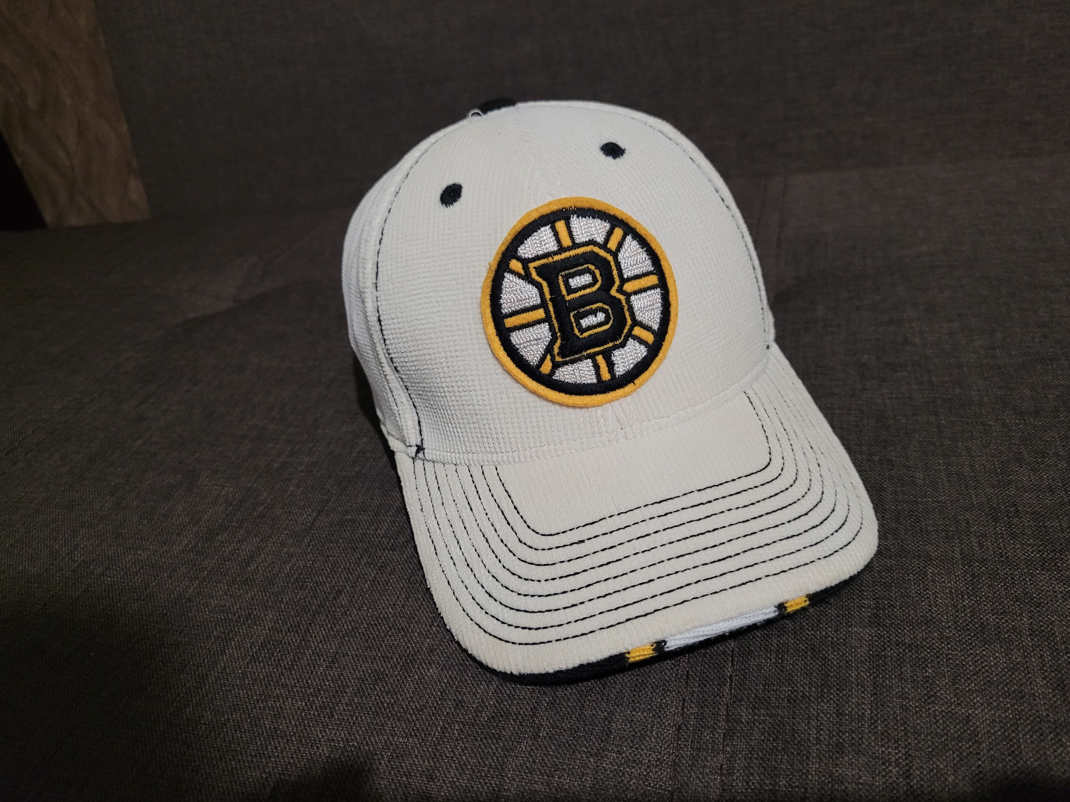 NHL Vintage Reebok cap NHL Boston Bruins Size ONE SIZE - 1 Thumbnail
