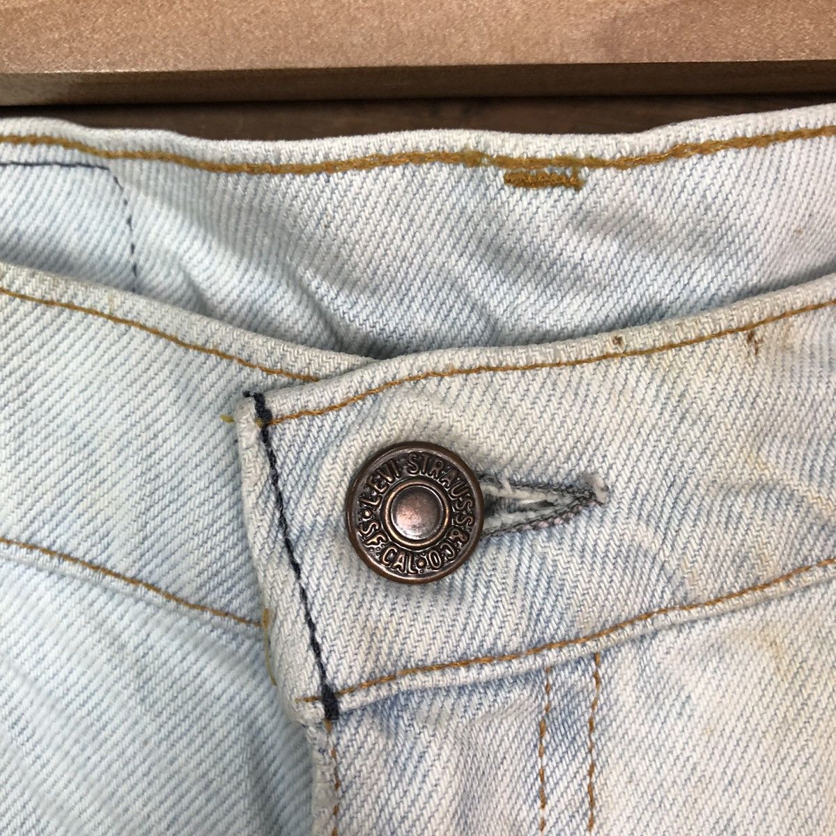 Levi's Levis vintage faded Distressed Denim #H450 Size US 33 - 8 Thumbnail