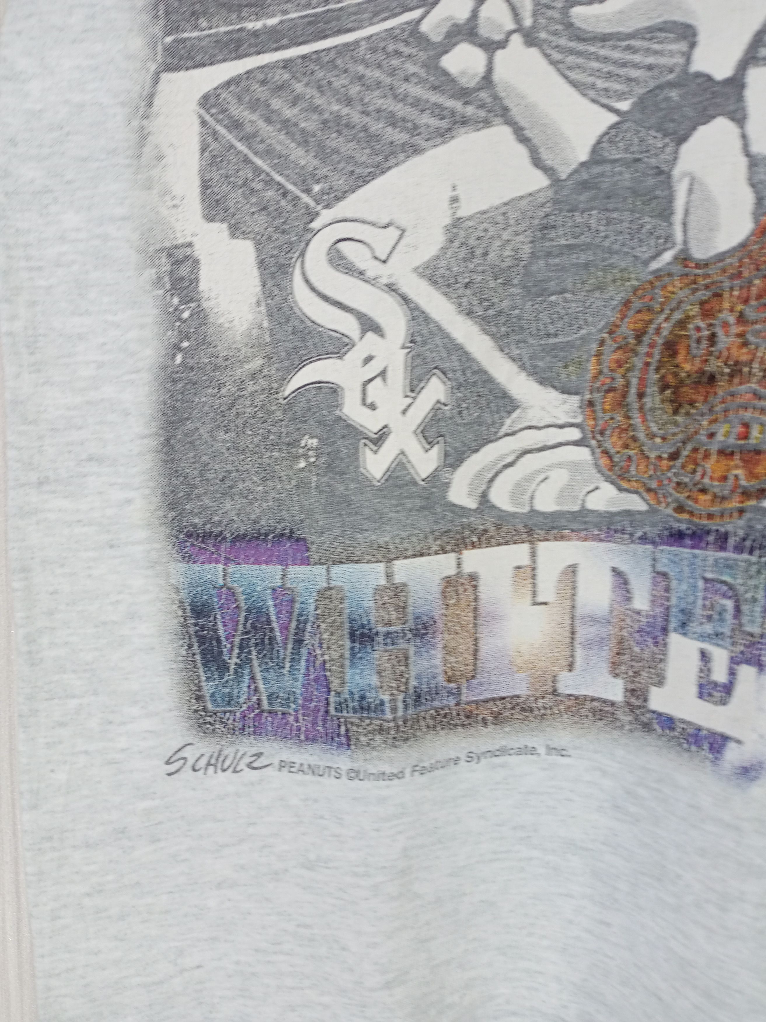 MLB Rare Vintage 1995 Snoopy White Sox MLB Tshirt Size US S / EU 44-46 / 1 - 5 Thumbnail