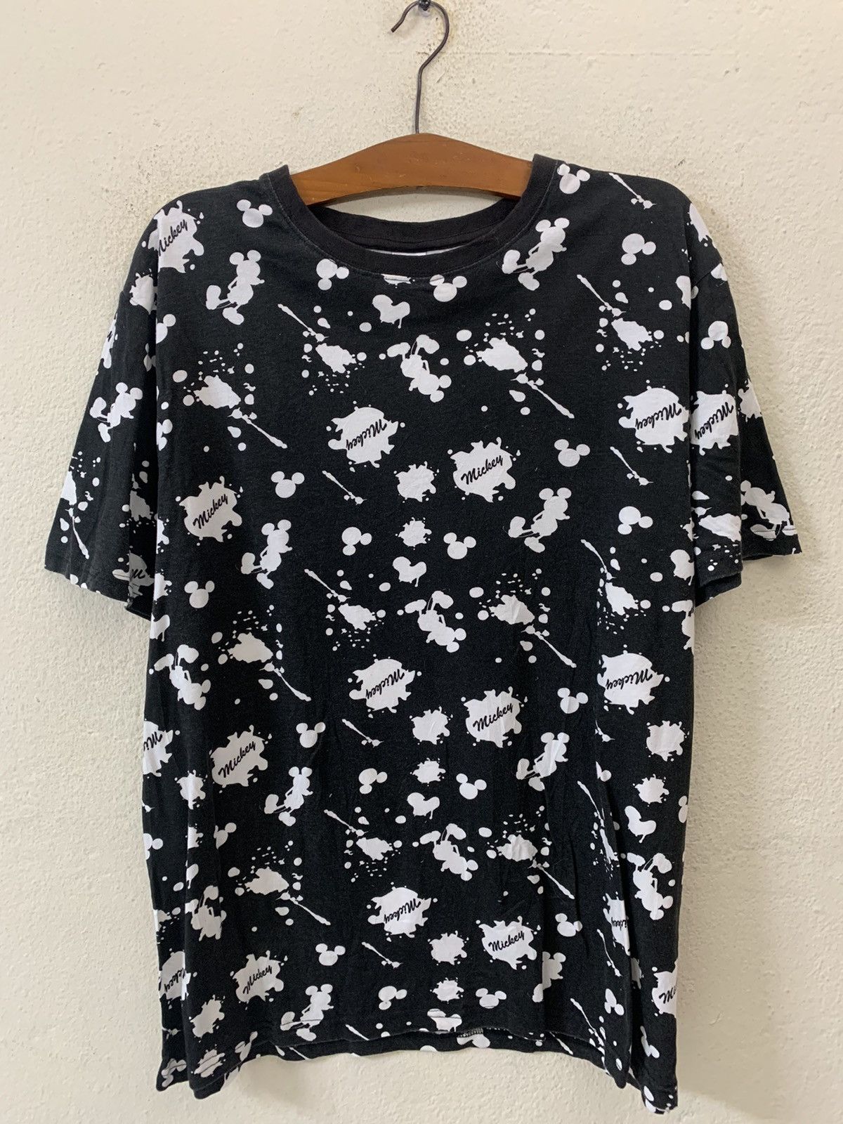 Disney Disney Fullprint Tshirt Size US L / EU 52-54 / 3 - 1 Thumbnail