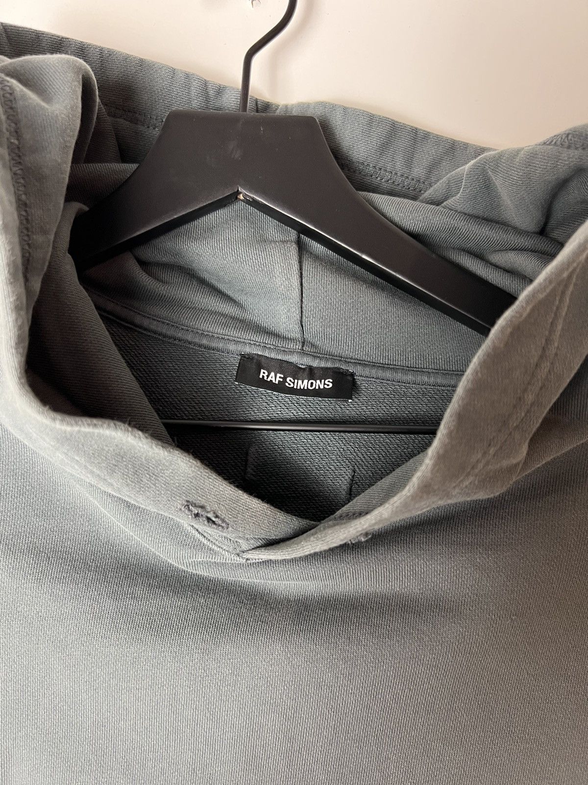 Raf Simons RAF Simons A/W 18” Drugs Hoodie Size US L / EU 52-54 / 3 - 3 Thumbnail