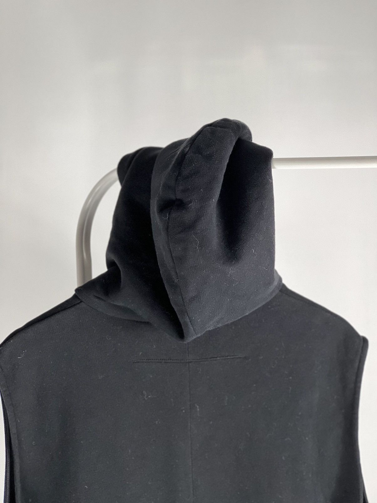 Givenchy Givenchy 17 logo black vest sleeveless hoodie Size US L / EU 52-54 / 3 - 4 Thumbnail
