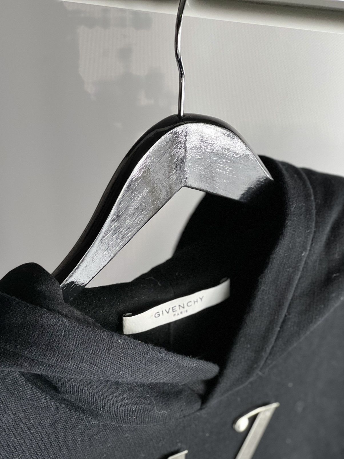 Givenchy Givenchy 17 logo black vest sleeveless hoodie Size US L / EU 52-54 / 3 - 6 Thumbnail