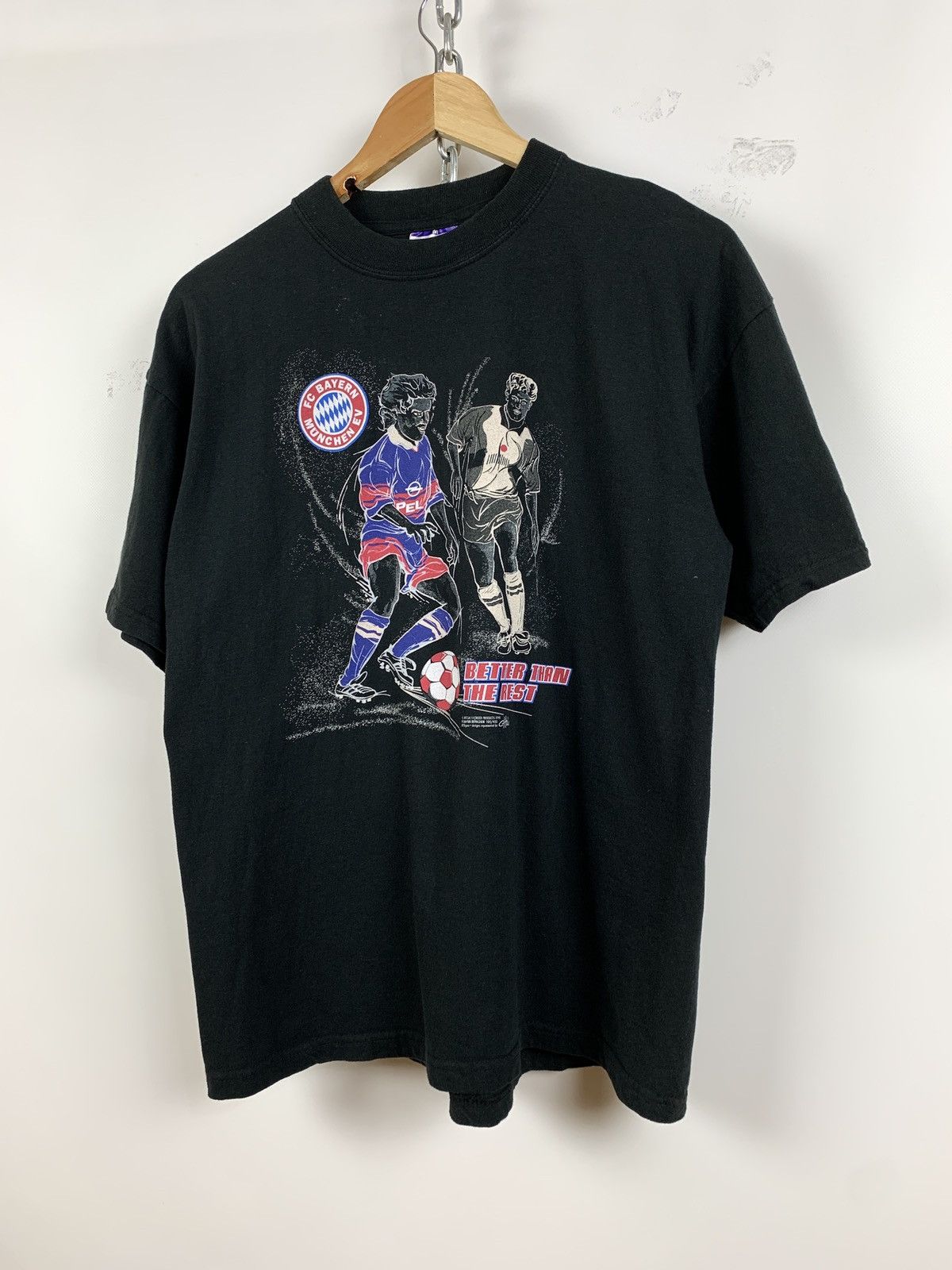 Vintage 1998 Vintage FC Bayern Munchen Better Than The Rest T-Shirt Size US M / EU 48-50 / 2 - 5 Thumbnail