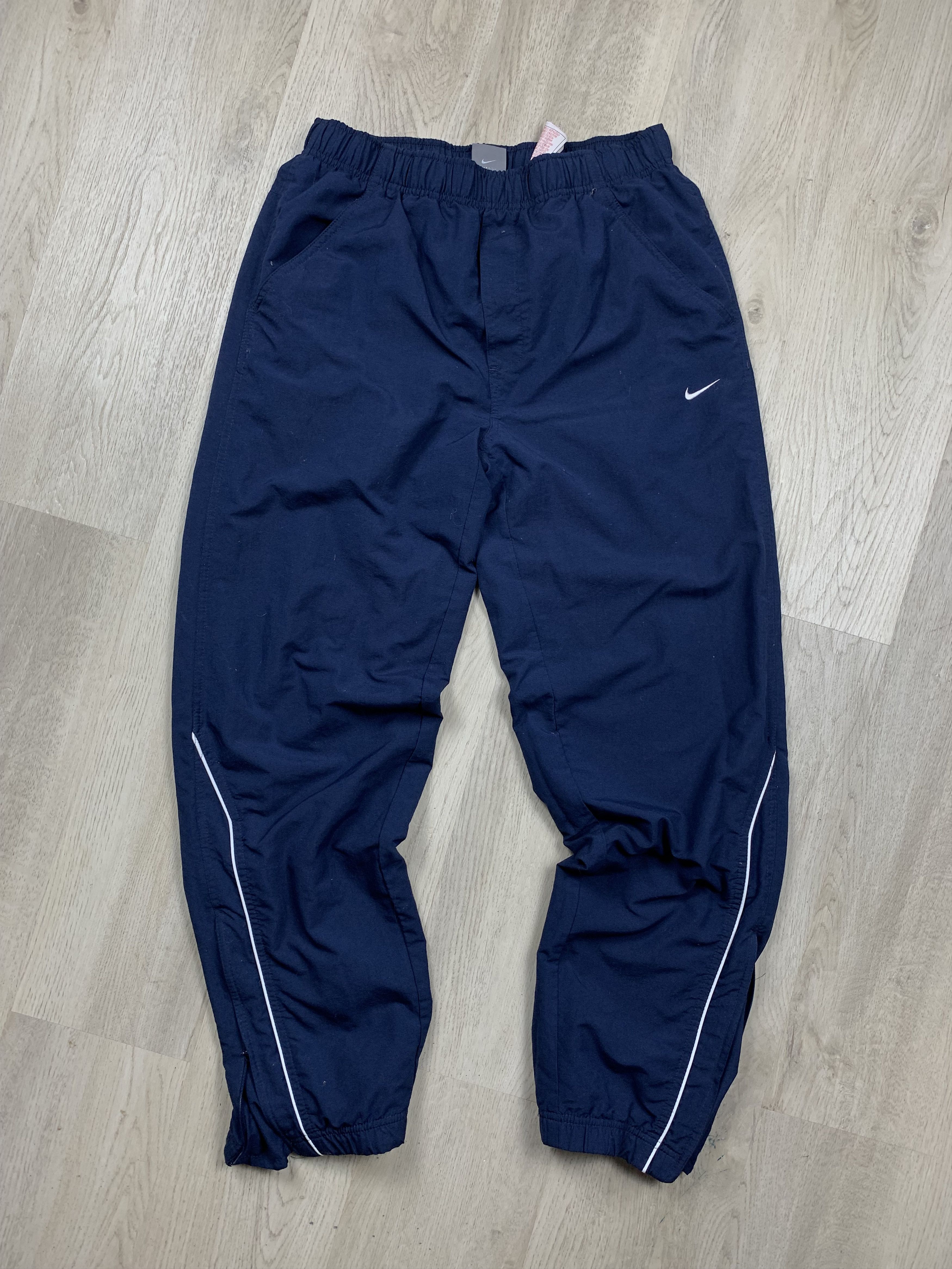 Nike Vintage Mens Nylon Pants Drill style