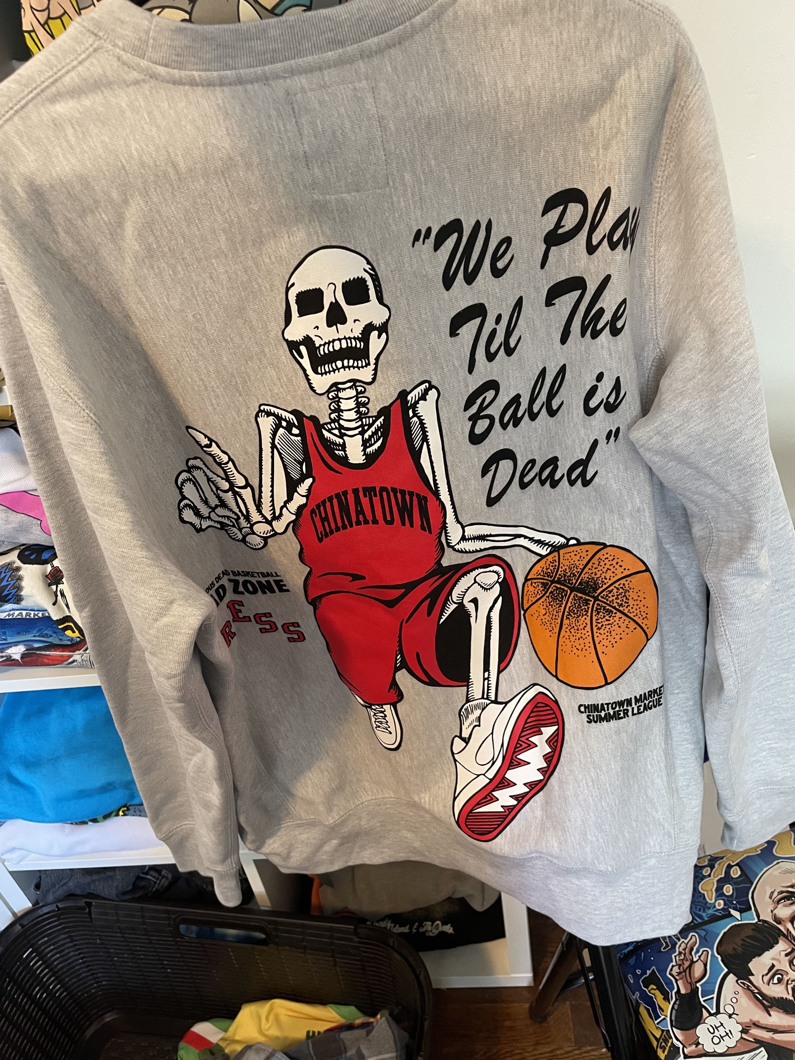 Chinatown Market Dead Basketball Mens XL buy Long Sleeve Crewneck Sweatshirt