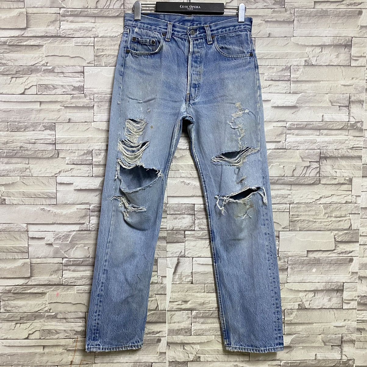 Levi's Vintage Levis 501 Thrashed Jeans Size US 29 - 3 Thumbnail