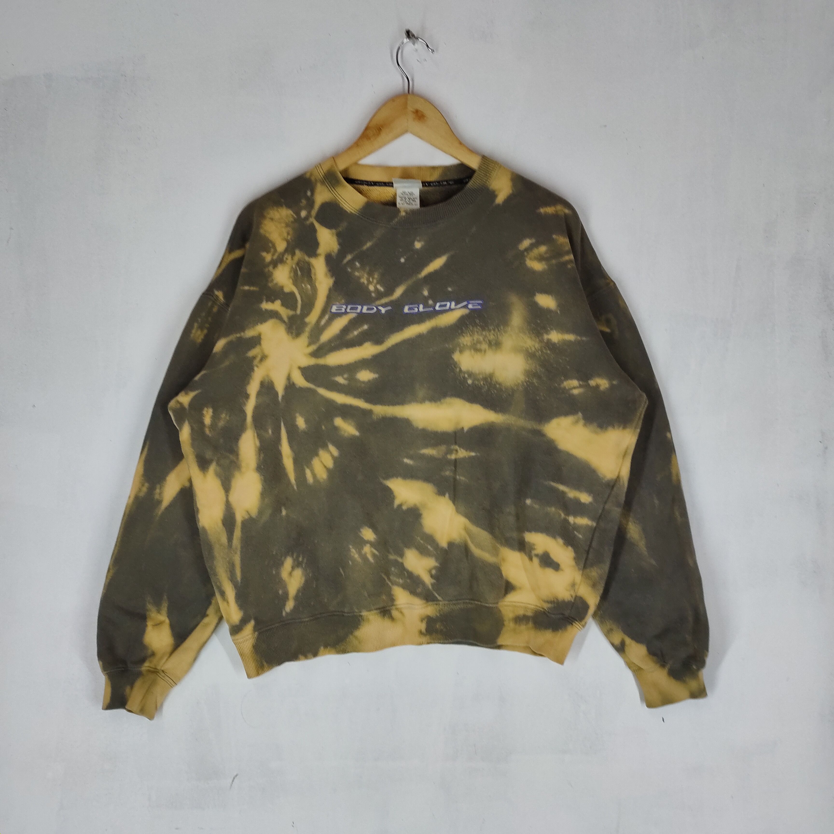 Body Glove BODY GLOVE Big Back Logo Custom Bleach Wash Sweatshirt Size US XL / EU 56 / 4 - 7 Thumbnail