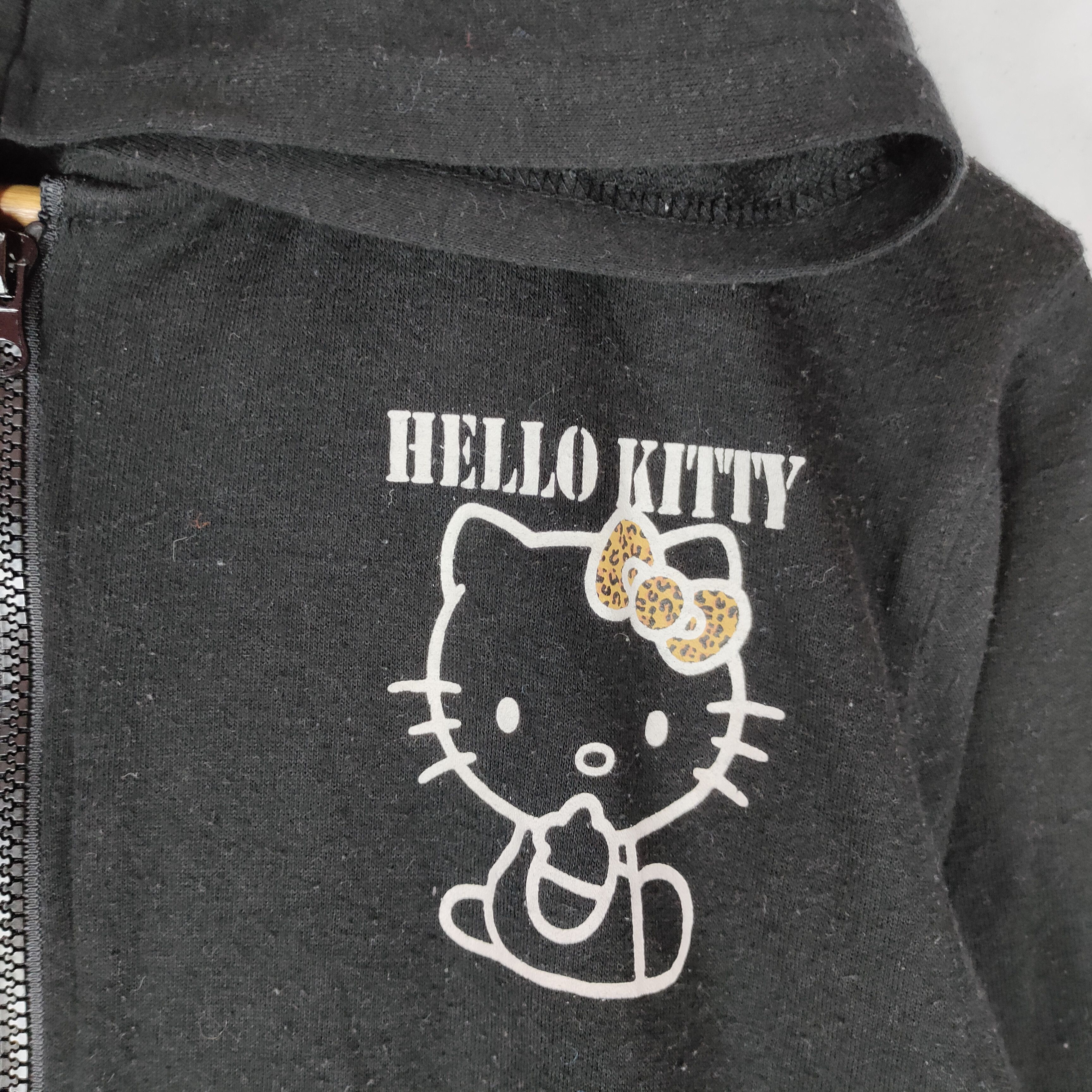 Cartoon Network HELLO KITTY OVERALL Big Printed Front & Back Hoodie Size US 32 / EU 48 - 3 Thumbnail