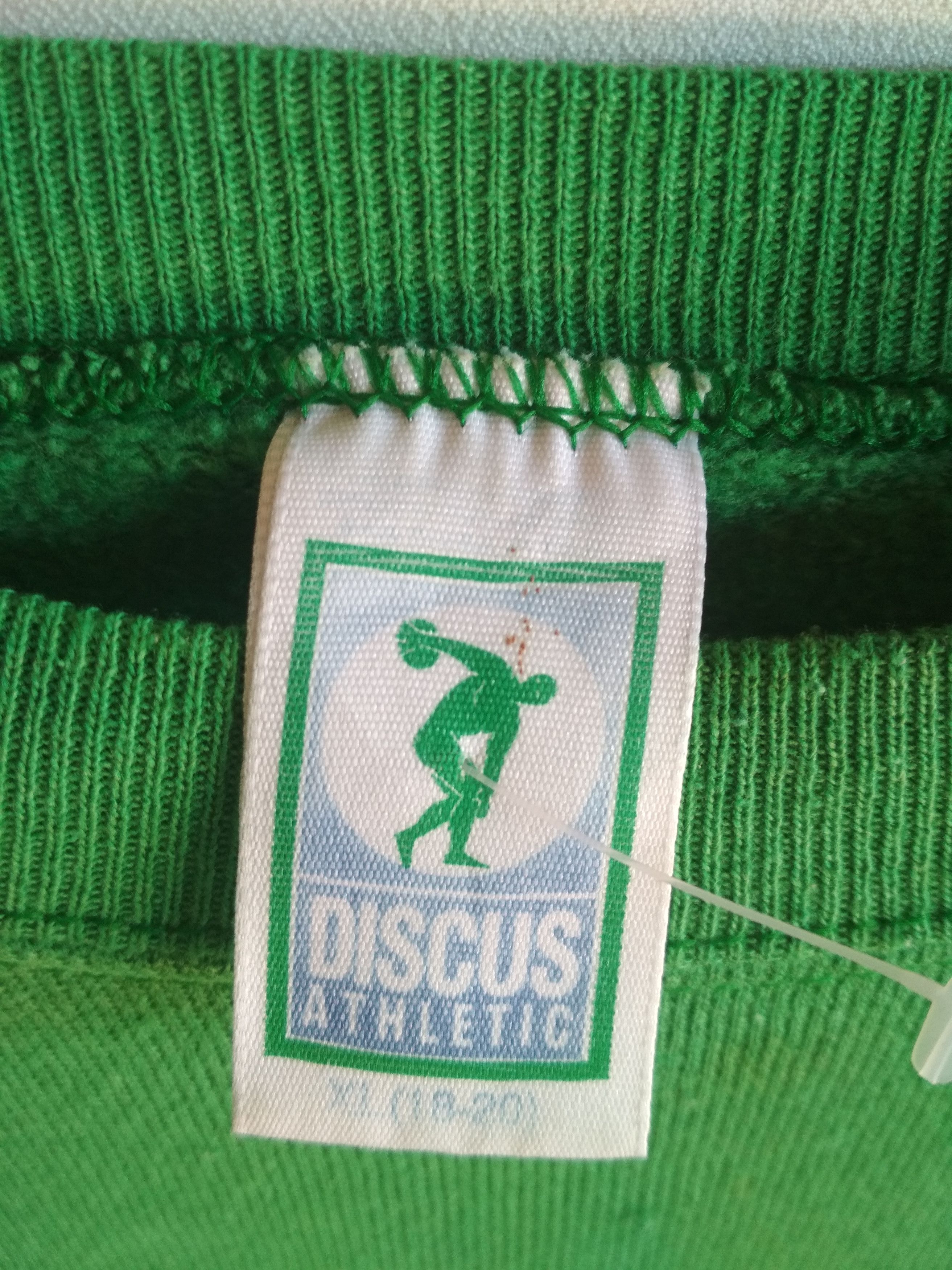 Vintage VINTAGE DISCUS ATHLETIC SALEM LUTHER EAGLES LOGO SWEATSHIRT Size US M / EU 48-50 / 2 - 5 Thumbnail