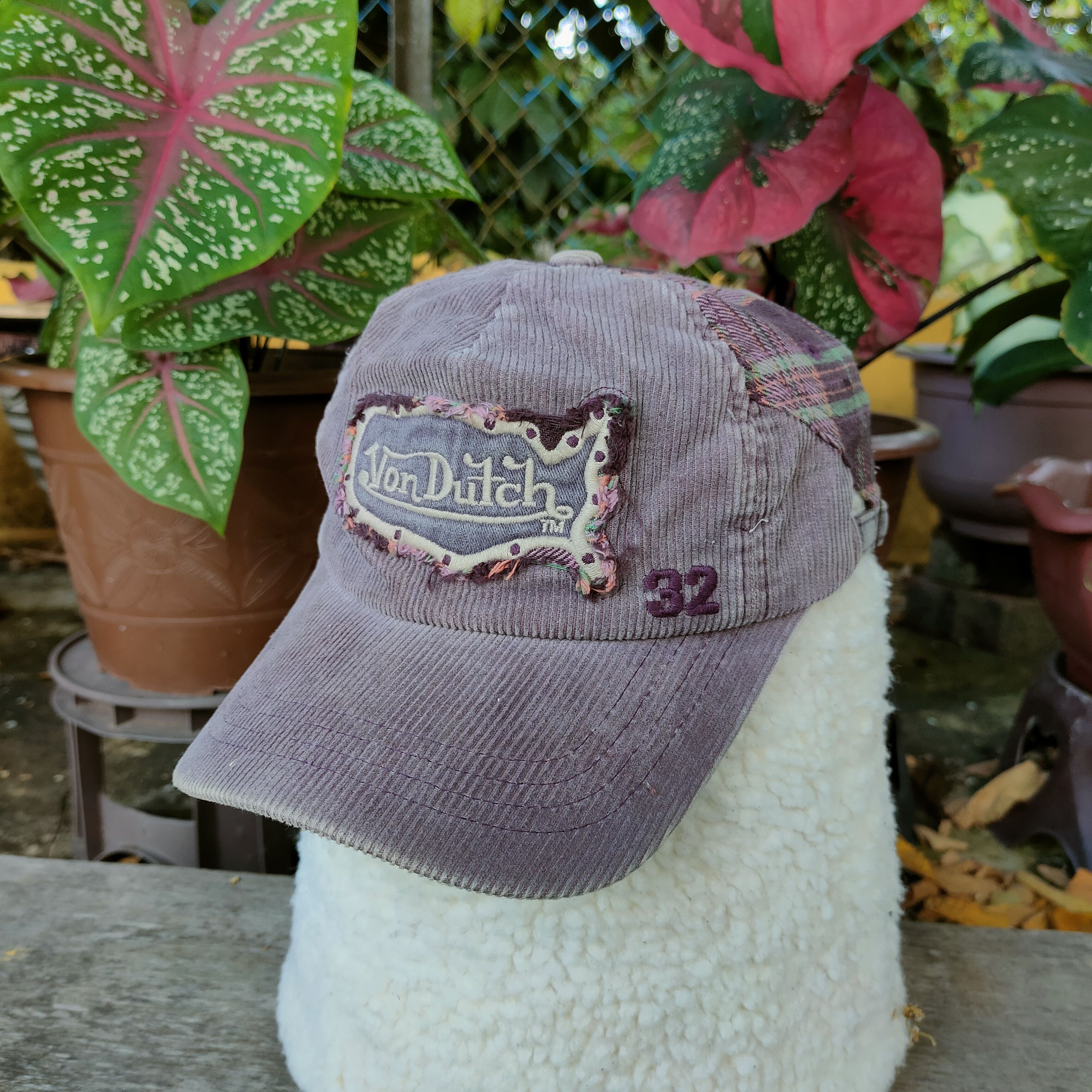 Vintage Vintage VON DUTCH Half CORDUROY Double Adjustable Cap Size ONE SIZE - 1 Thumbnail