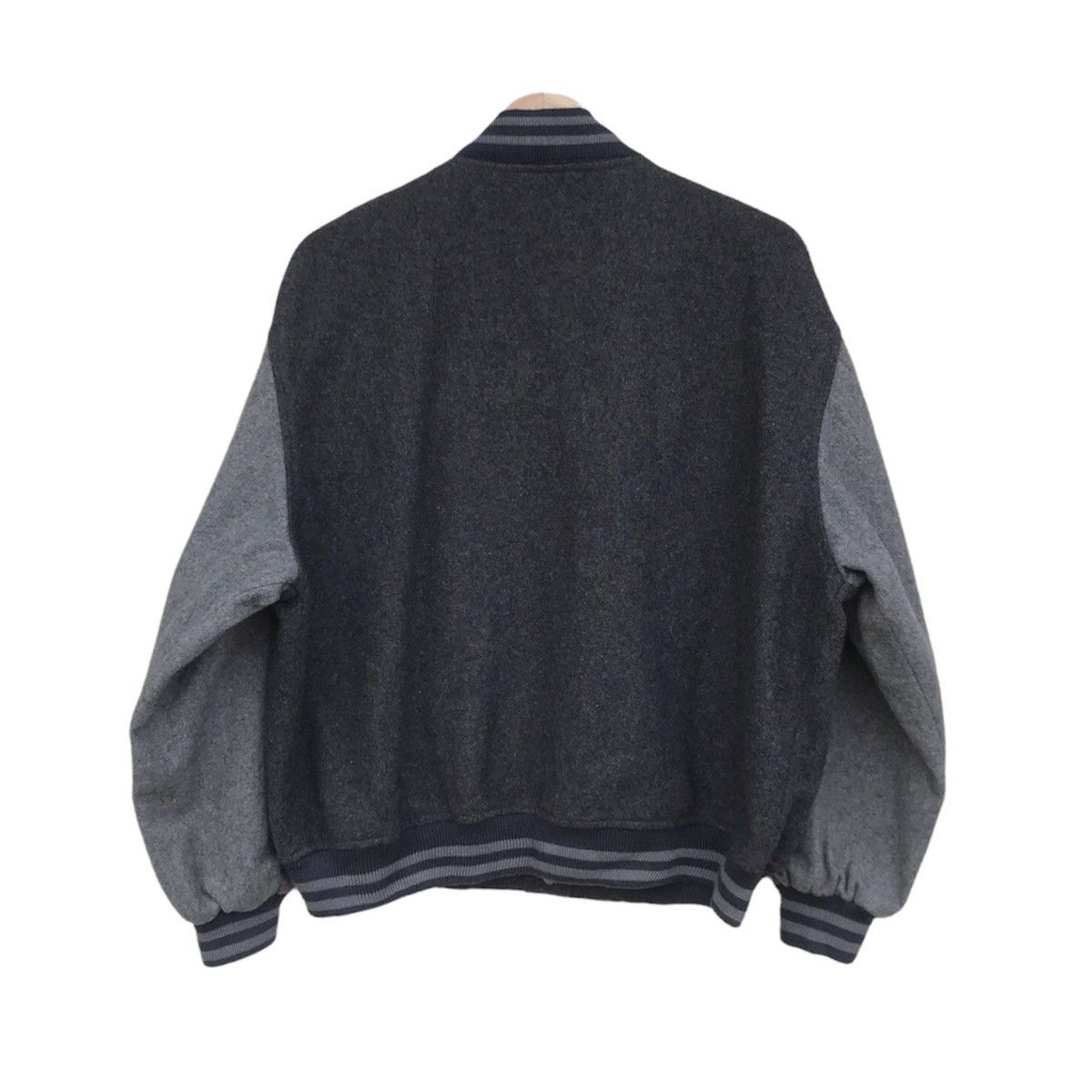 Japanese Brand Vintage Varsity Scovill buttom made in Japan unisex Size US M / EU 48-50 / 2 - 4 Thumbnail
