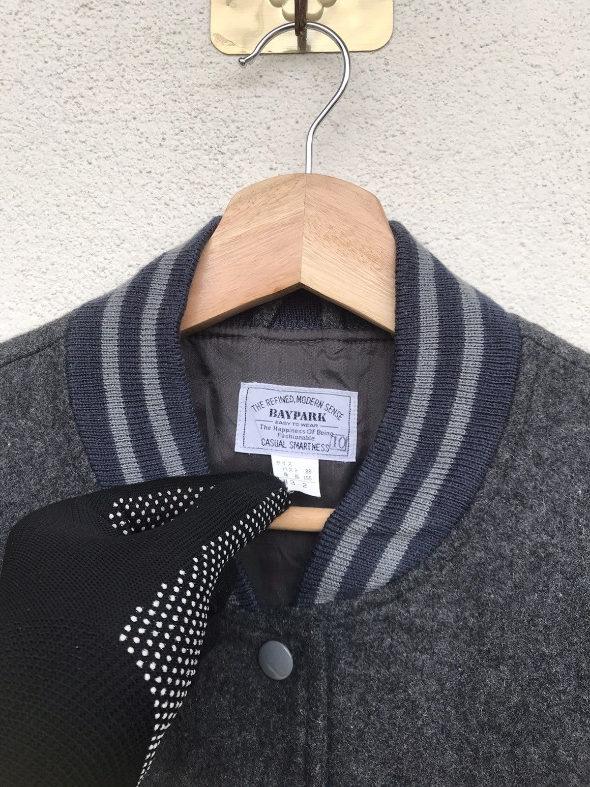Japanese Brand Vintage Varsity Scovill buttom made in Japan unisex Size US M / EU 48-50 / 2 - 5 Thumbnail